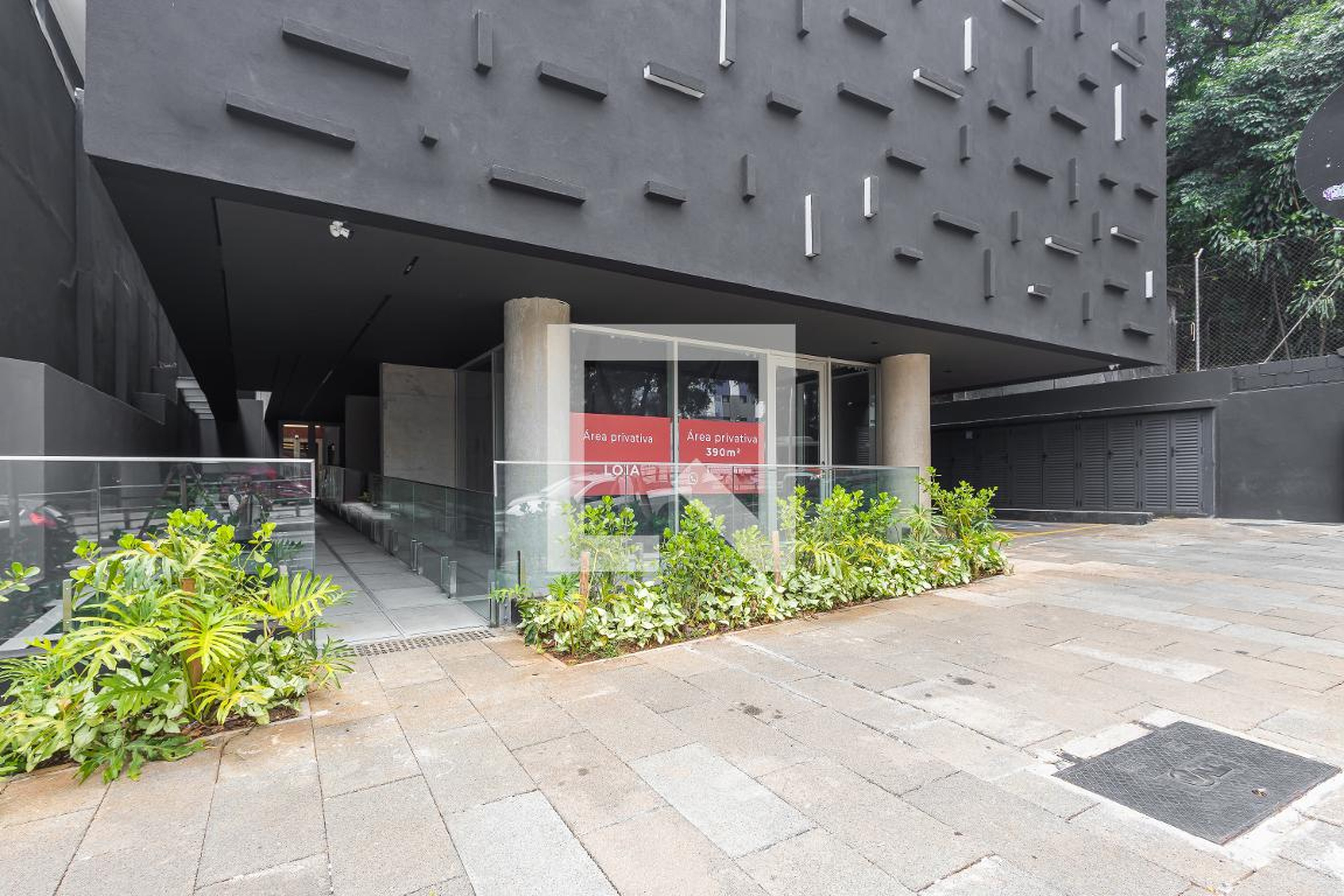 Fachada Condomínio em Avenida Rebouças, 1006