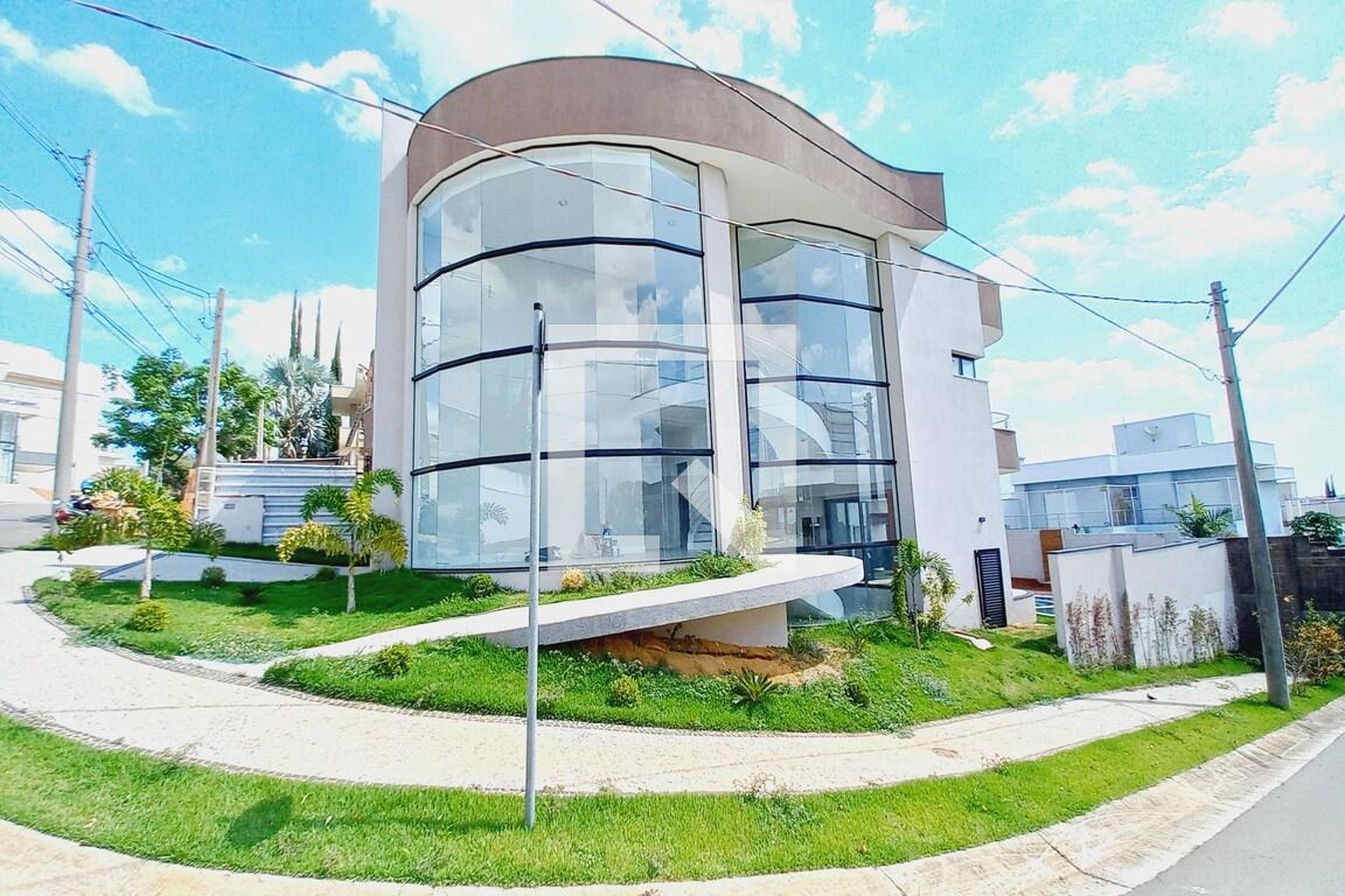 Fachada do Prédio Condomínio em Avenida Dermival Bernardes Siqueira, 130