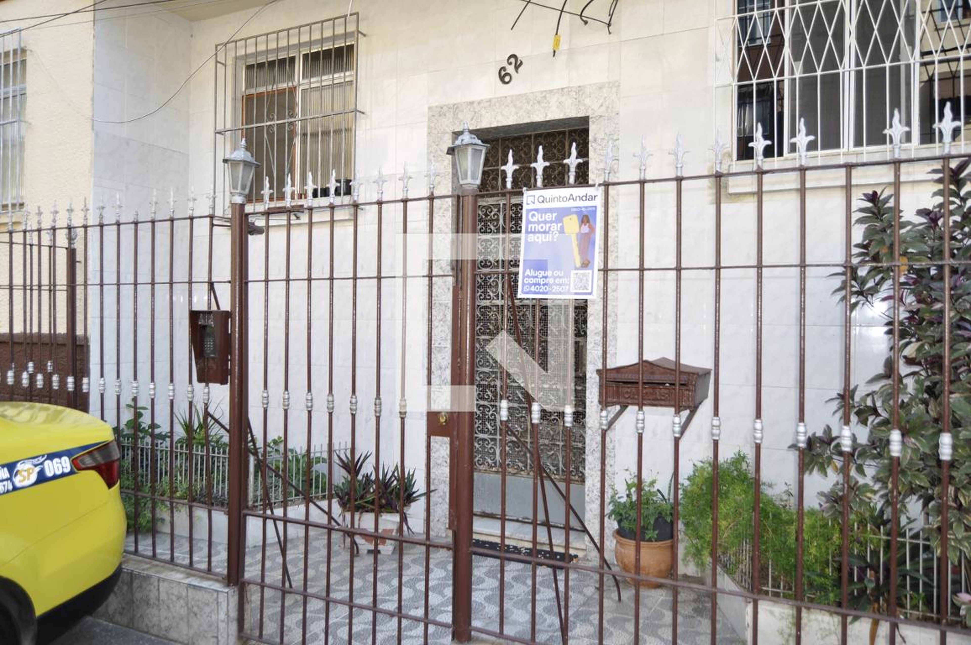 Fachada Condomínio em R. Reginaldo Pardelha, 62