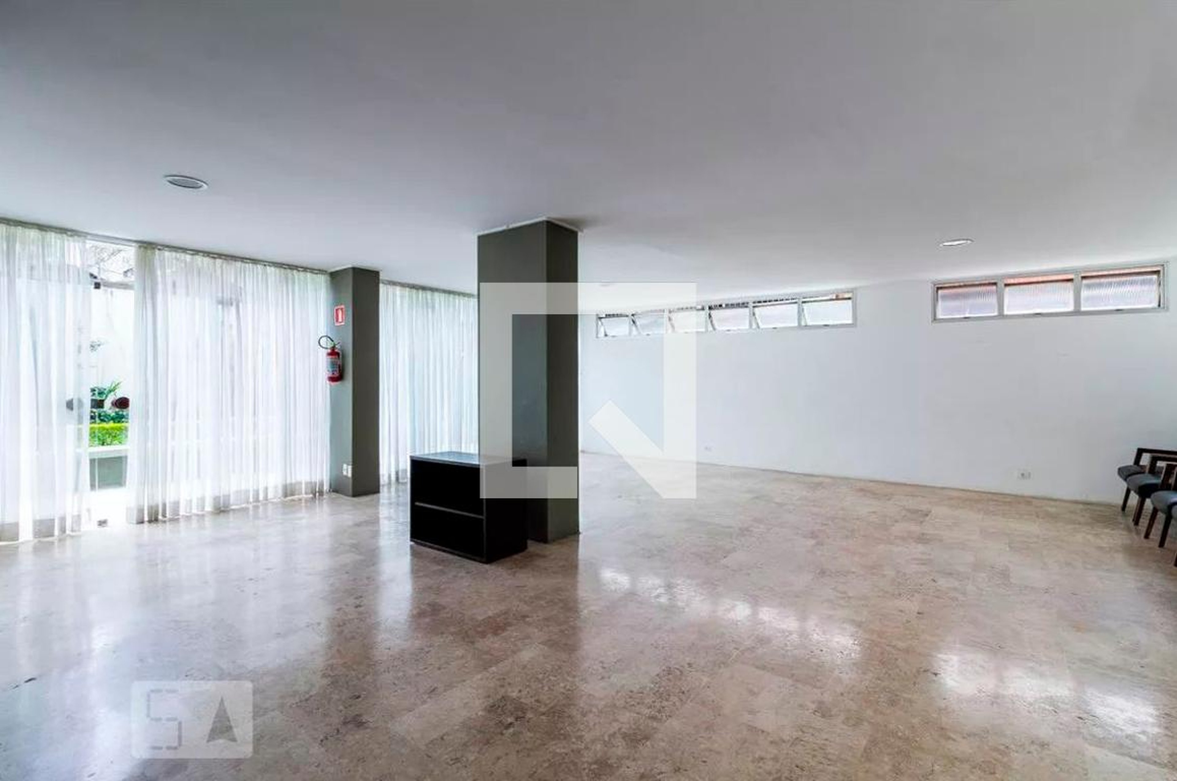 Área comum - Saint Etienne