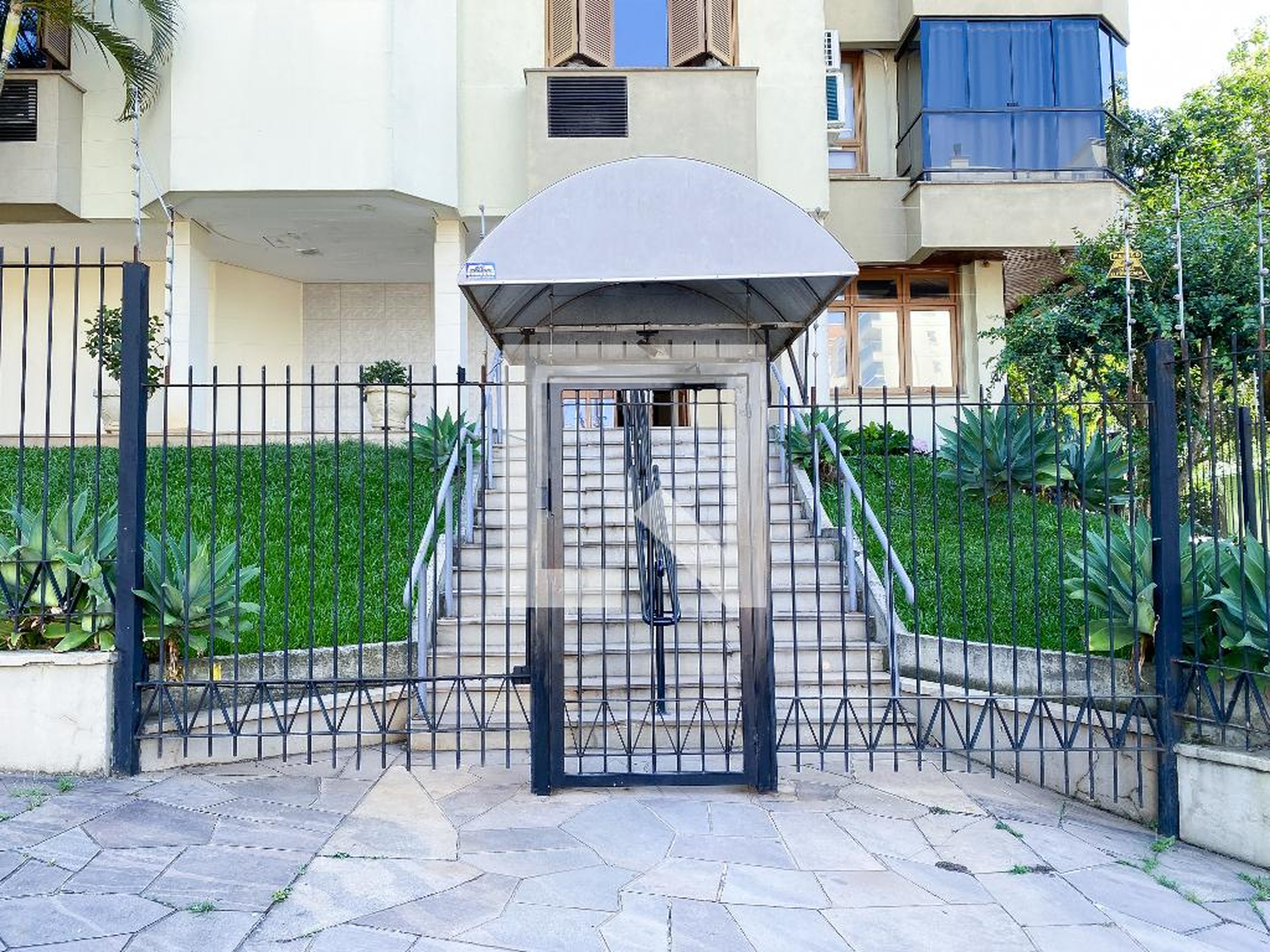 Entrada - Edifício Parnaso