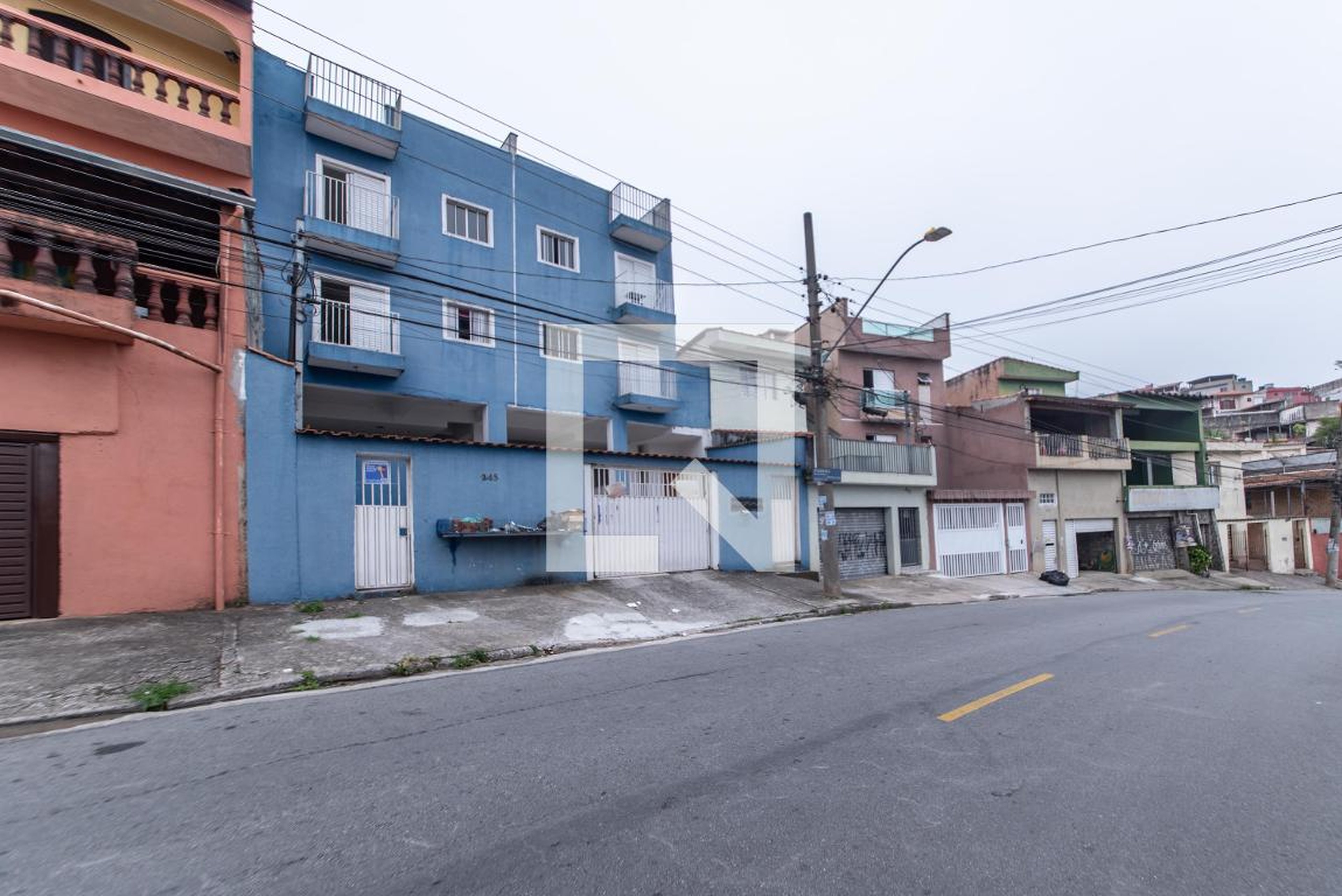 Fachada Condomínio em Rua Diadema, 245