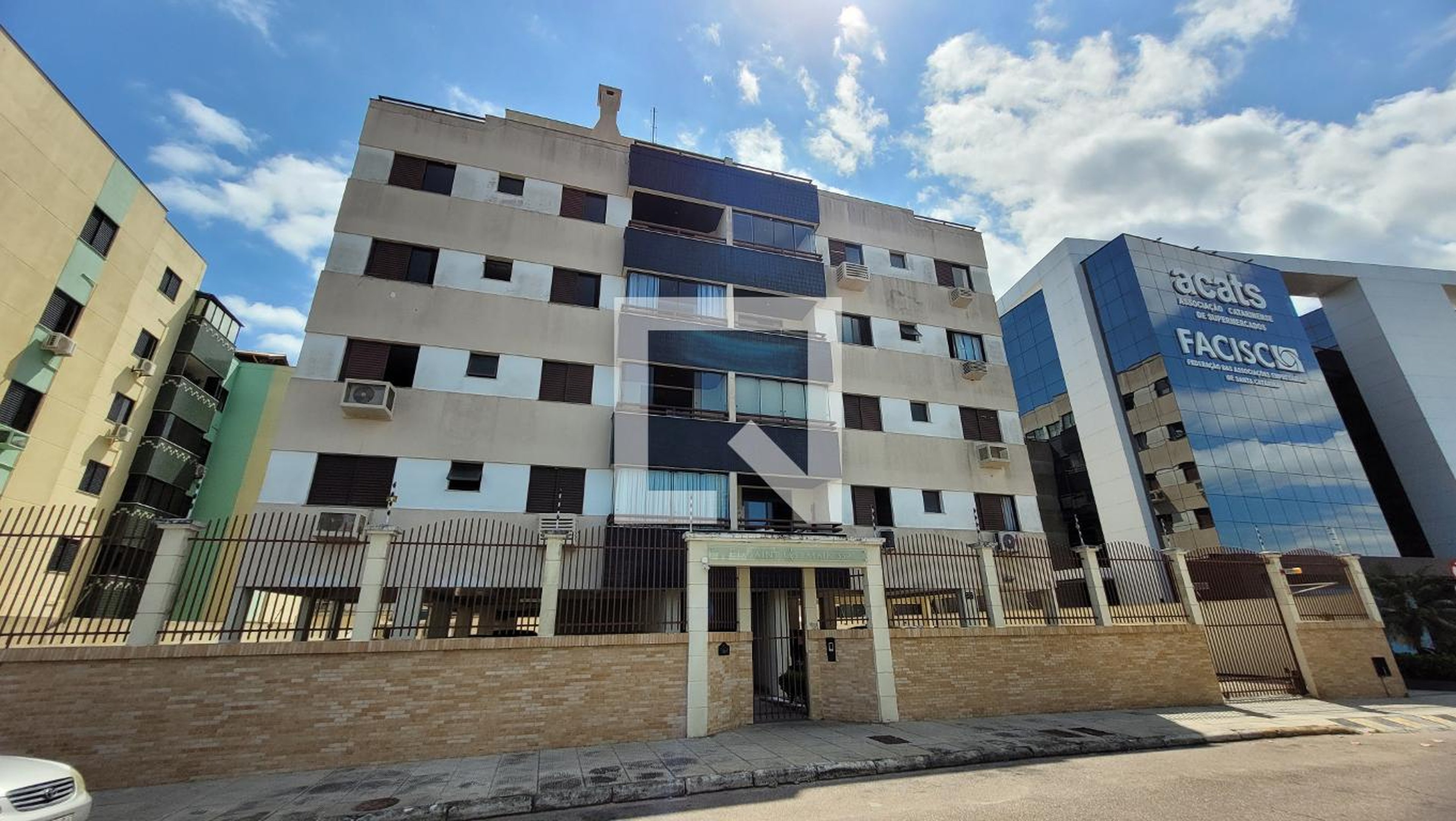 Fachada Condomínio As. Sant Germain