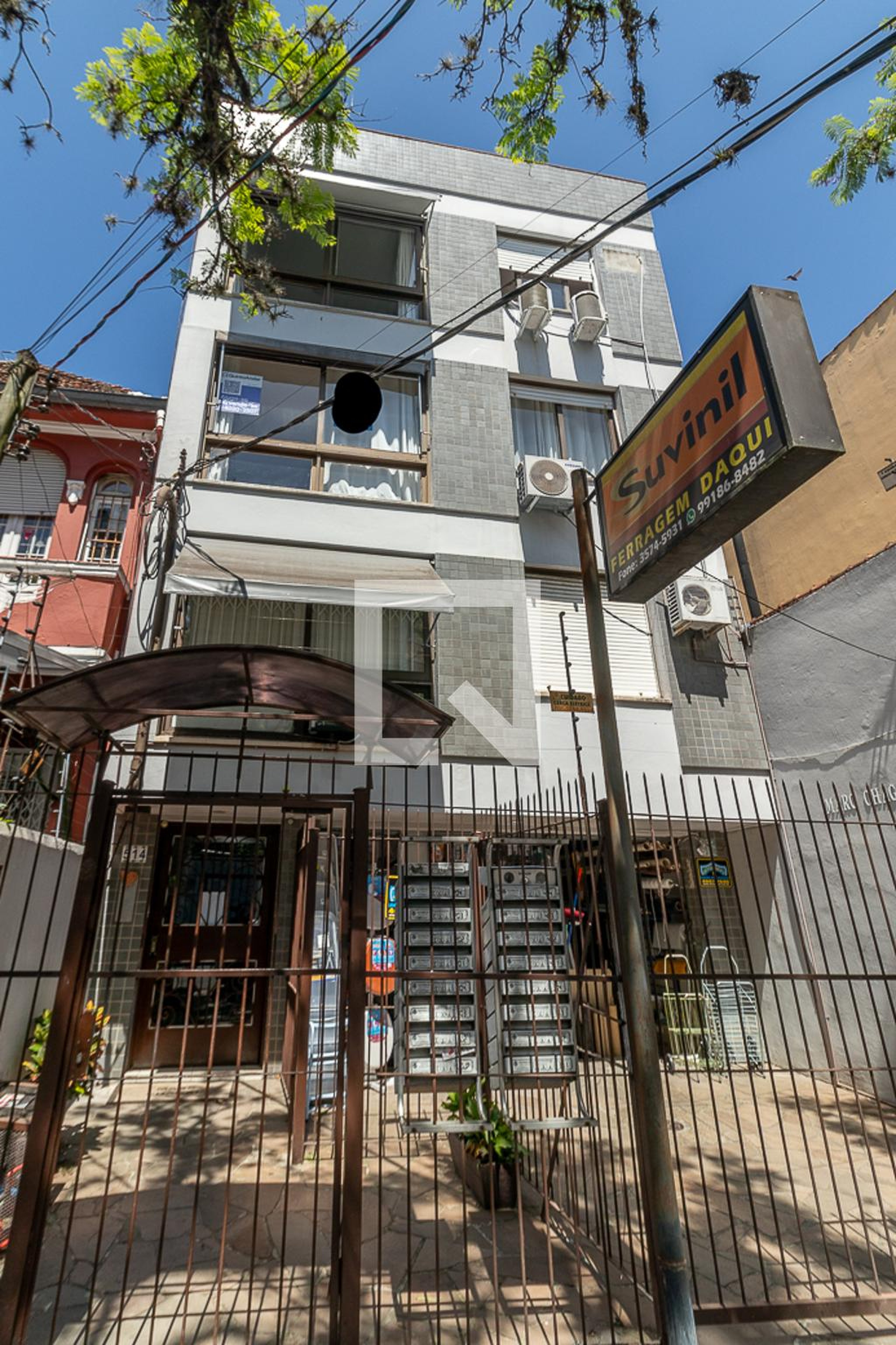 Fachada Condomínio em Rua Fernandes Vieira, 514