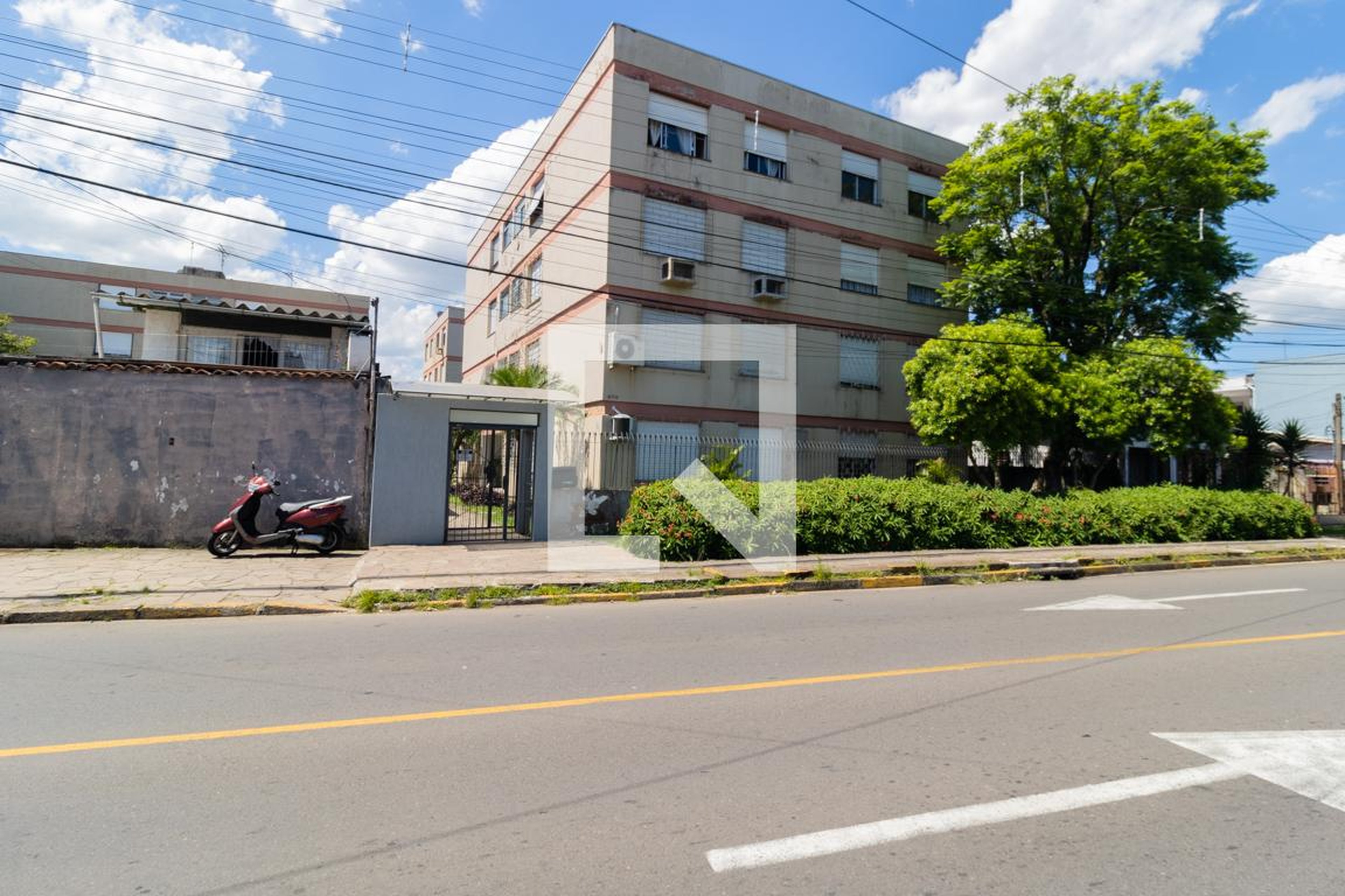 Fachada do condomínio Condomínio Maria José