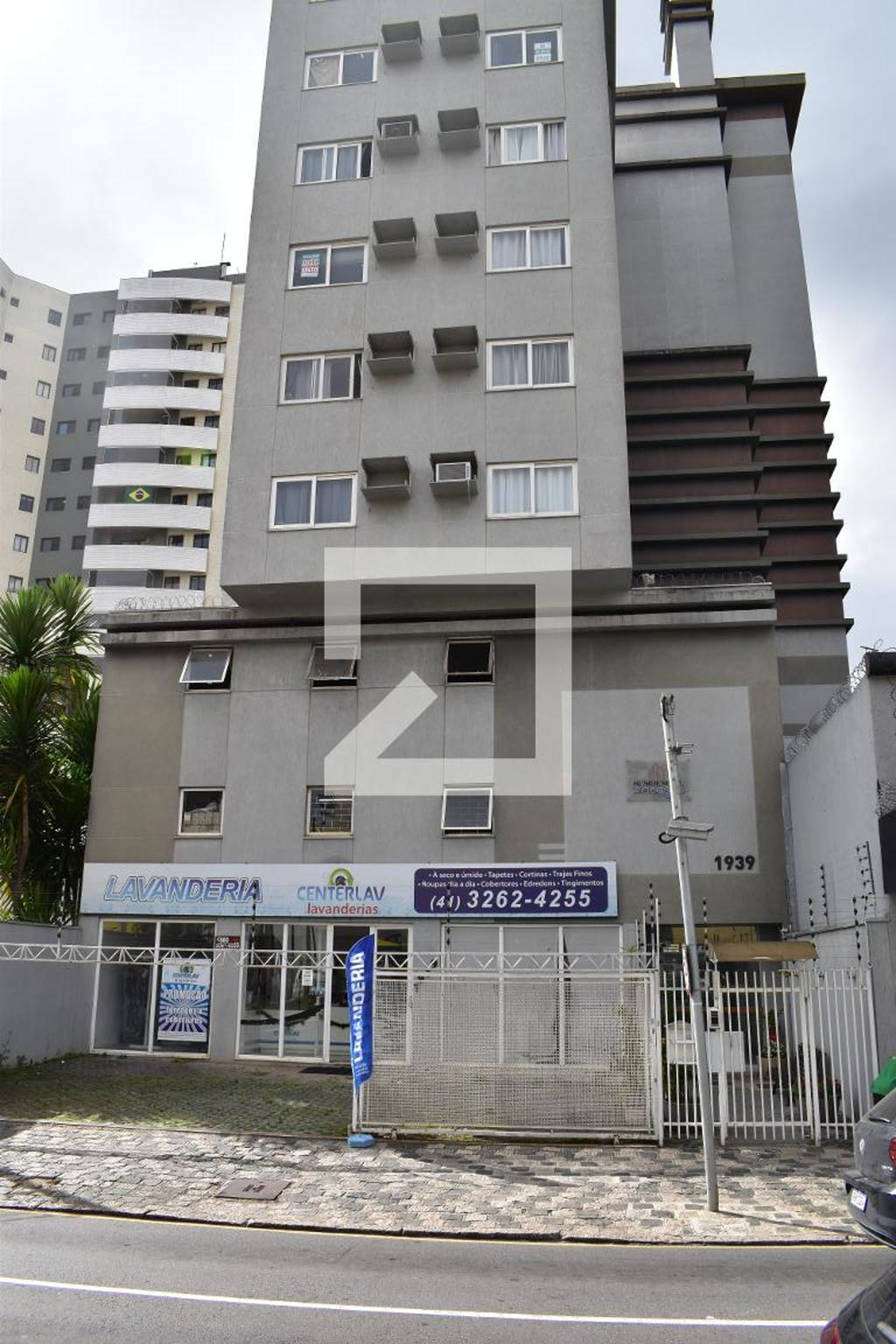 Fachada do prédio Condomínio em Avenida Visconde de Guarapuava, 1959