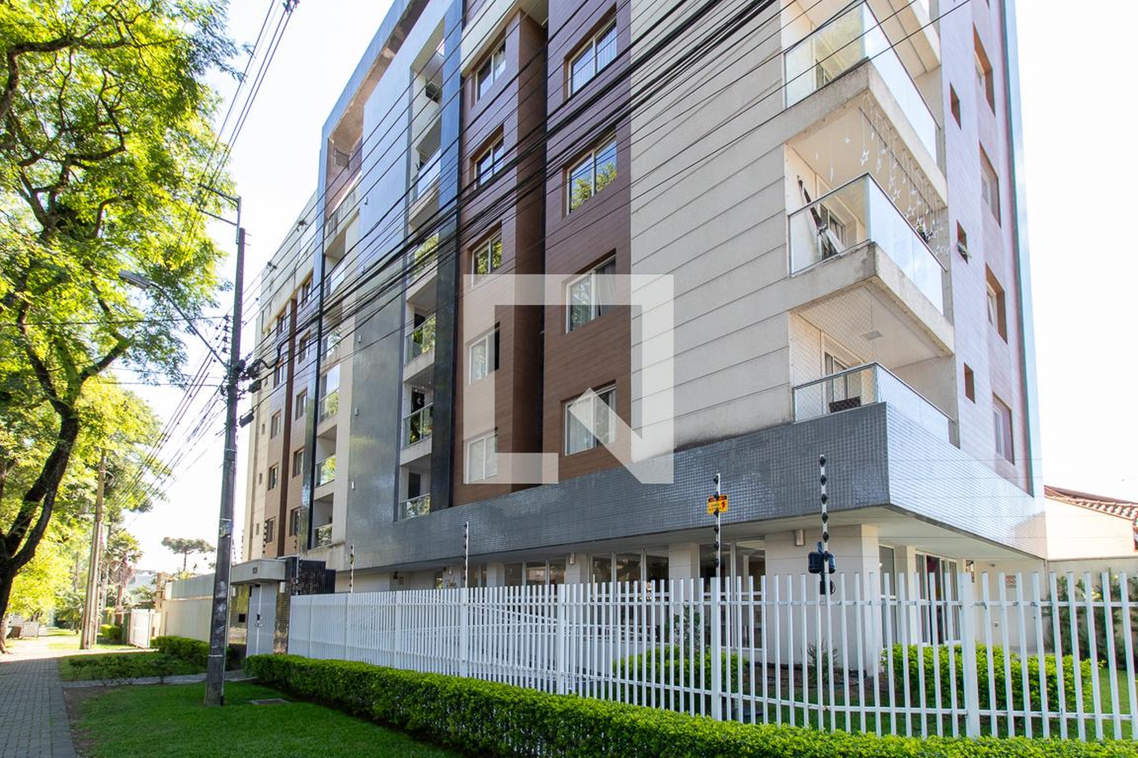 Fachada Condomínio em Rua Eduardo Geronasso, 1026