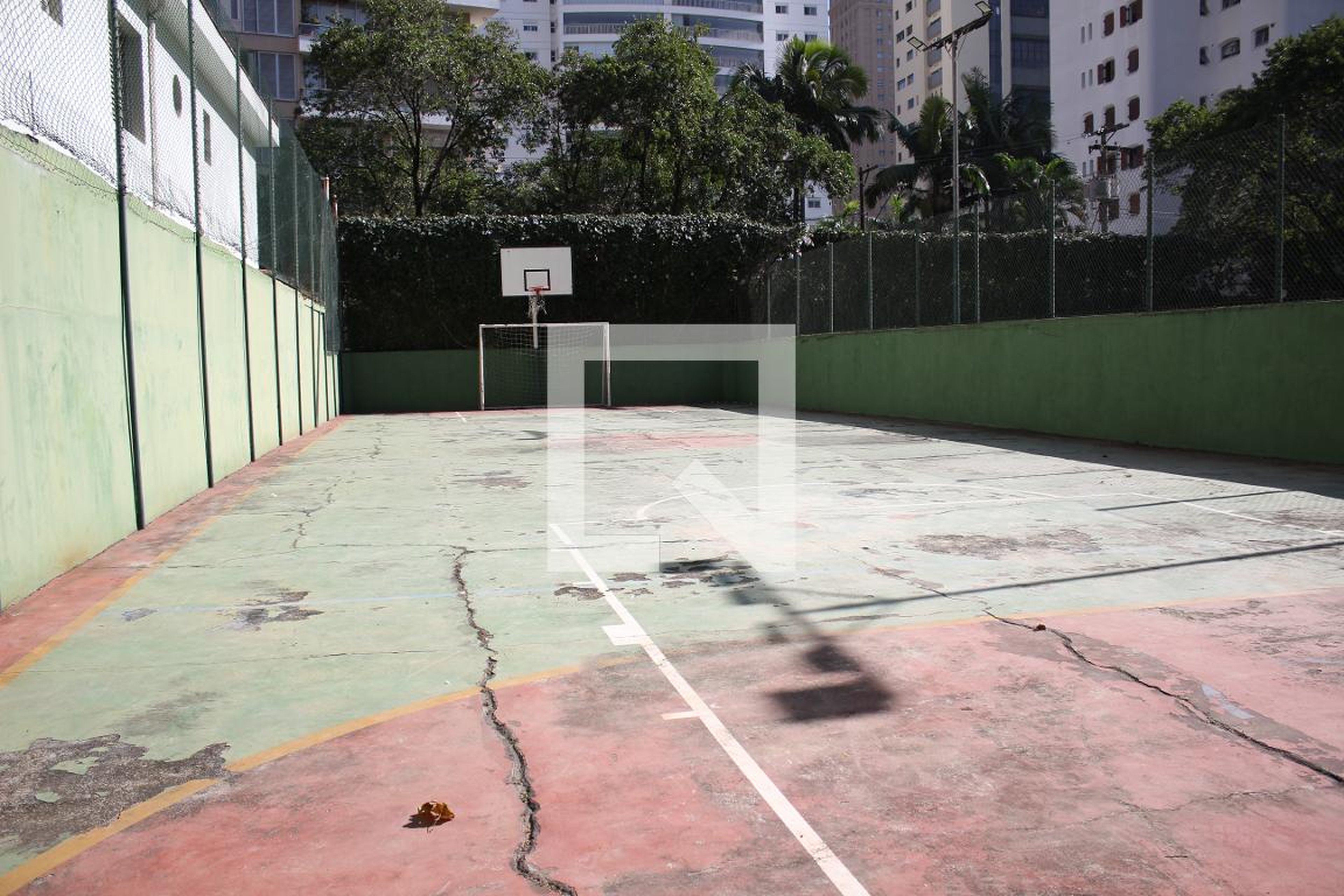 Quadra Esportiva - Marbella