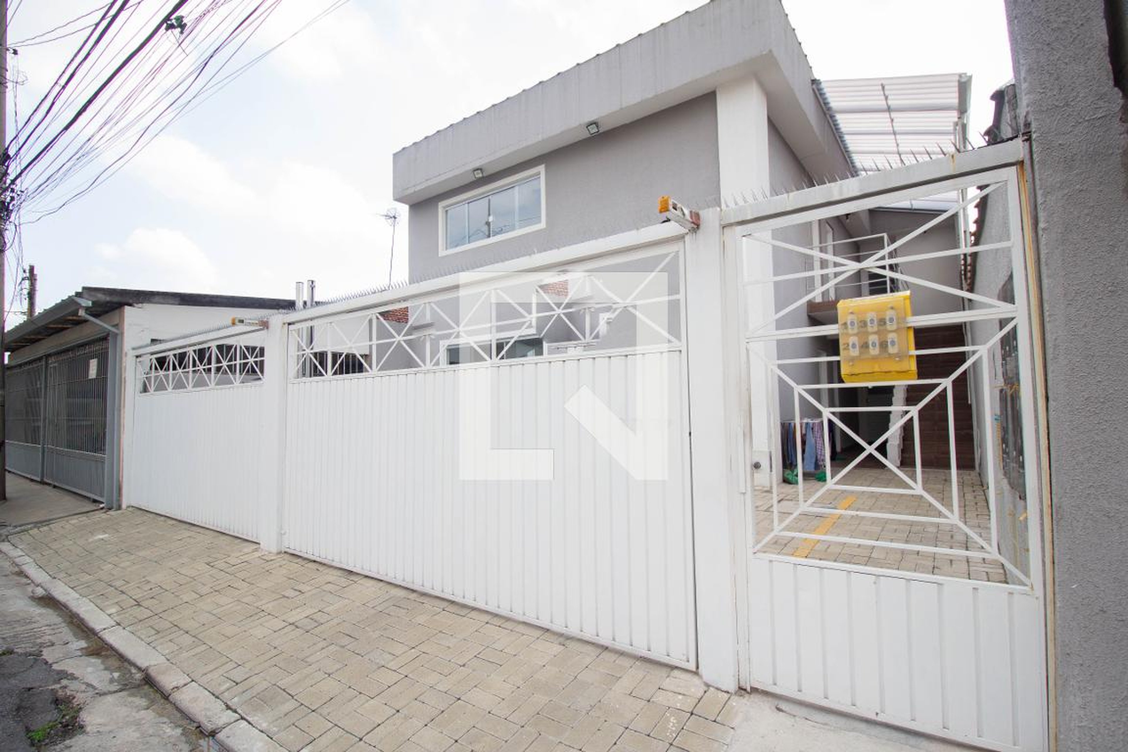 Fachada Condomínio em Rua Correia de Sá, 265