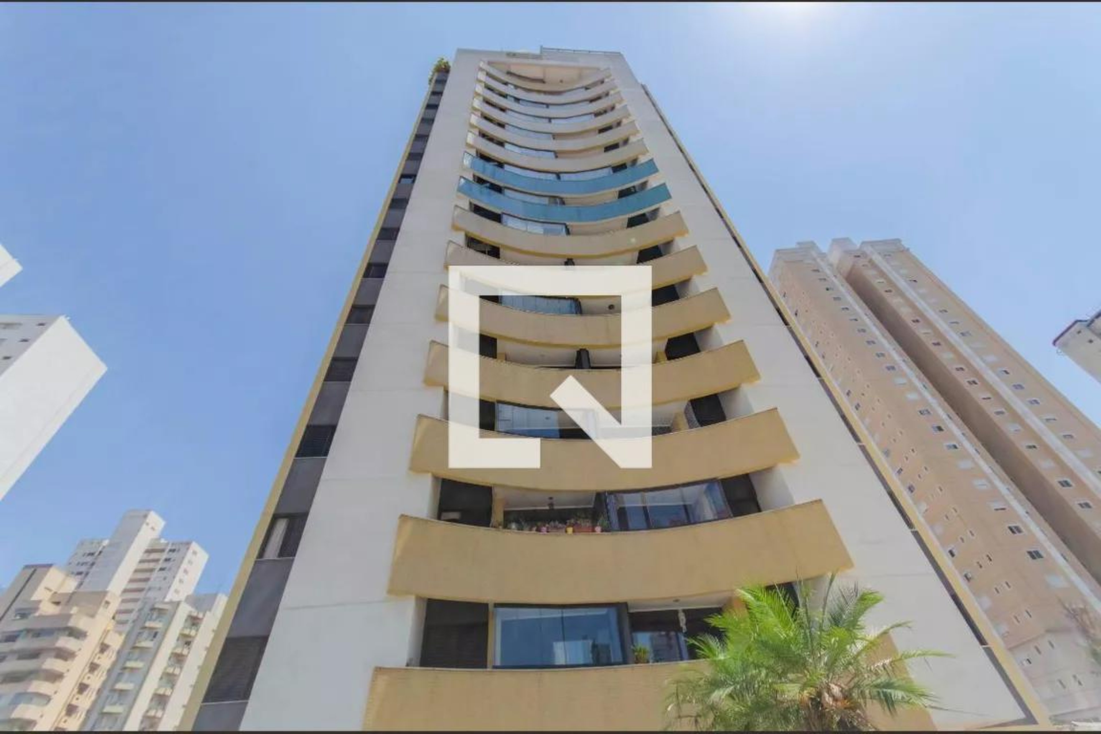 Fachada Condomínio Saint Tropez