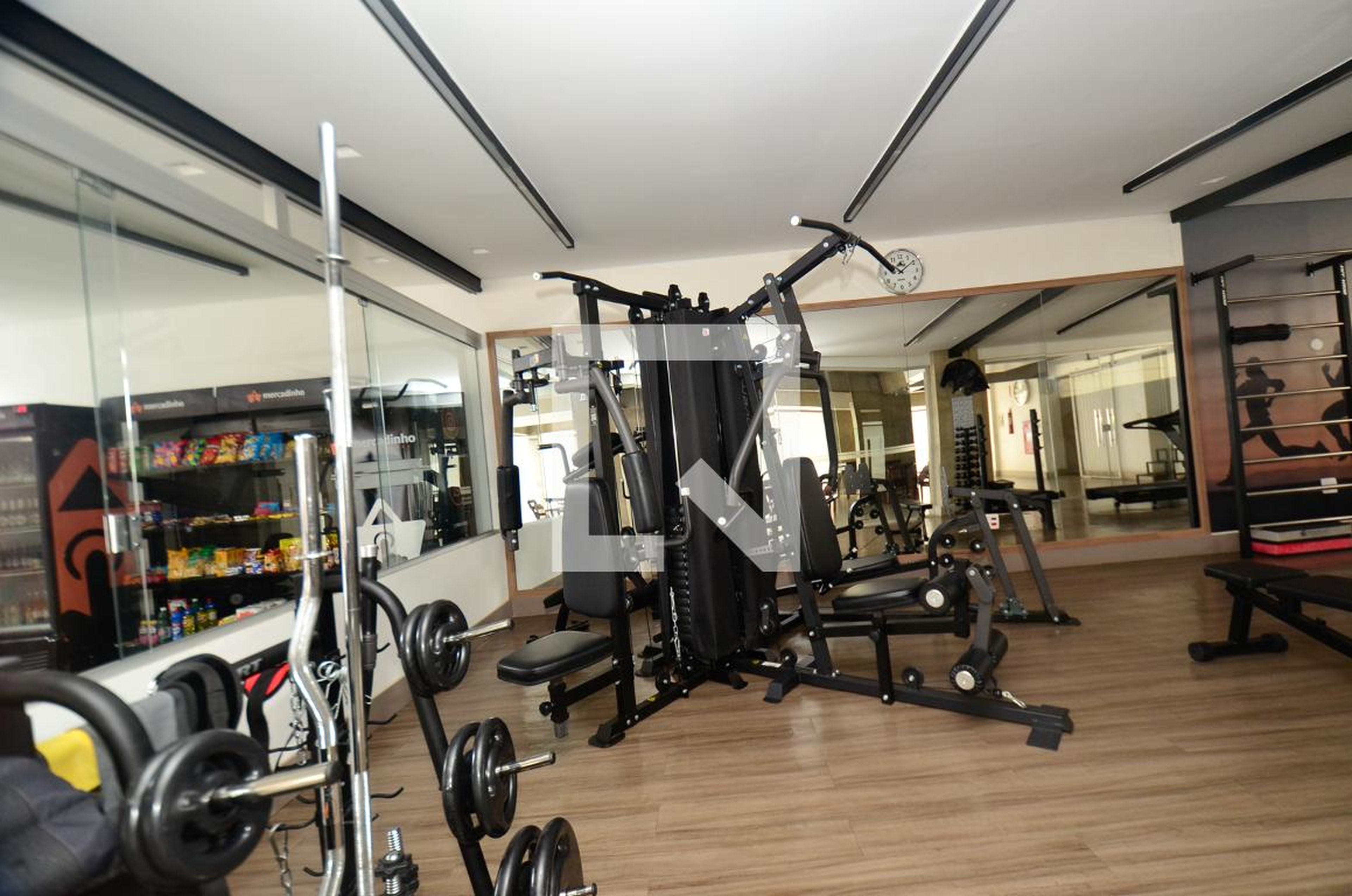 Academia - Edifício Louvre