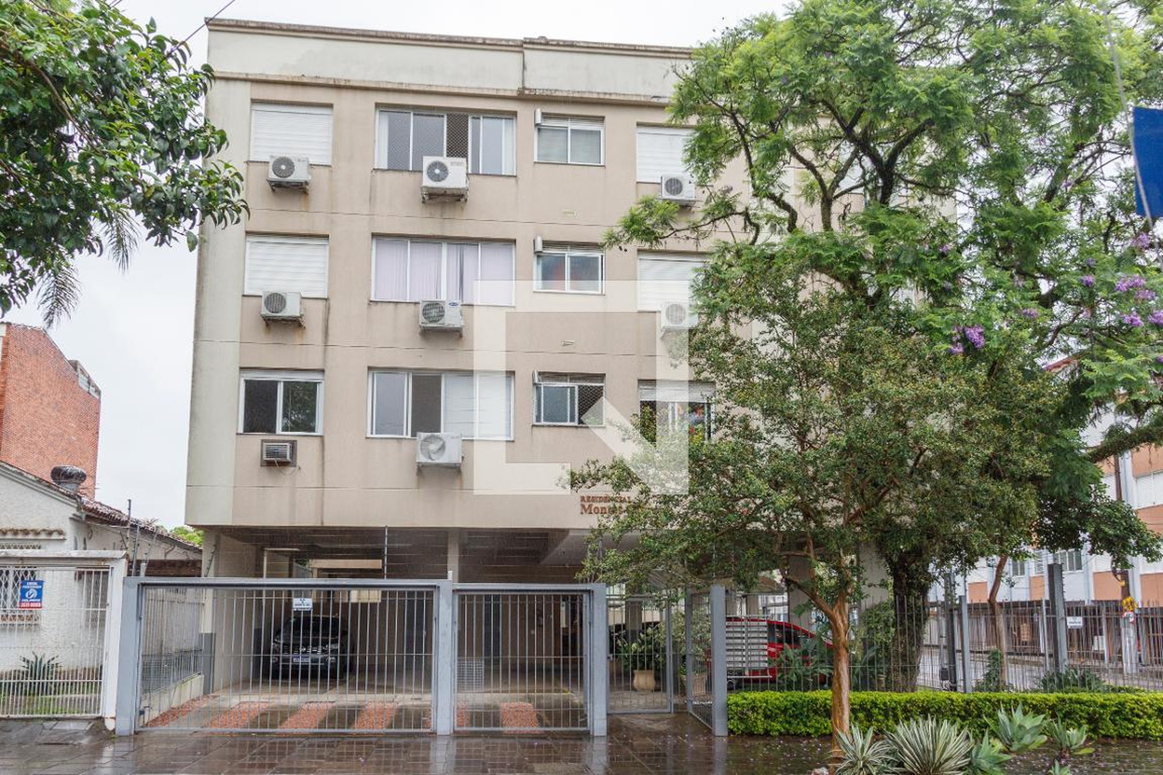 Fachada Condomínio em Rua Portuguesa, 162