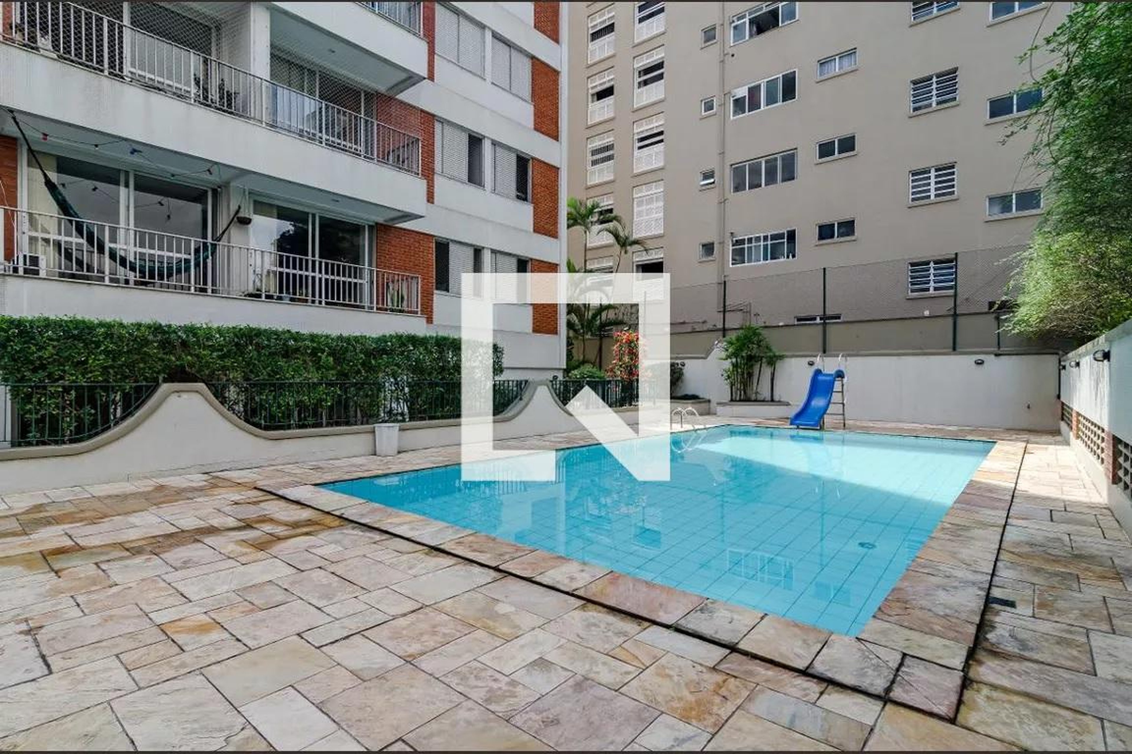 Piscina - Edifício Vitória