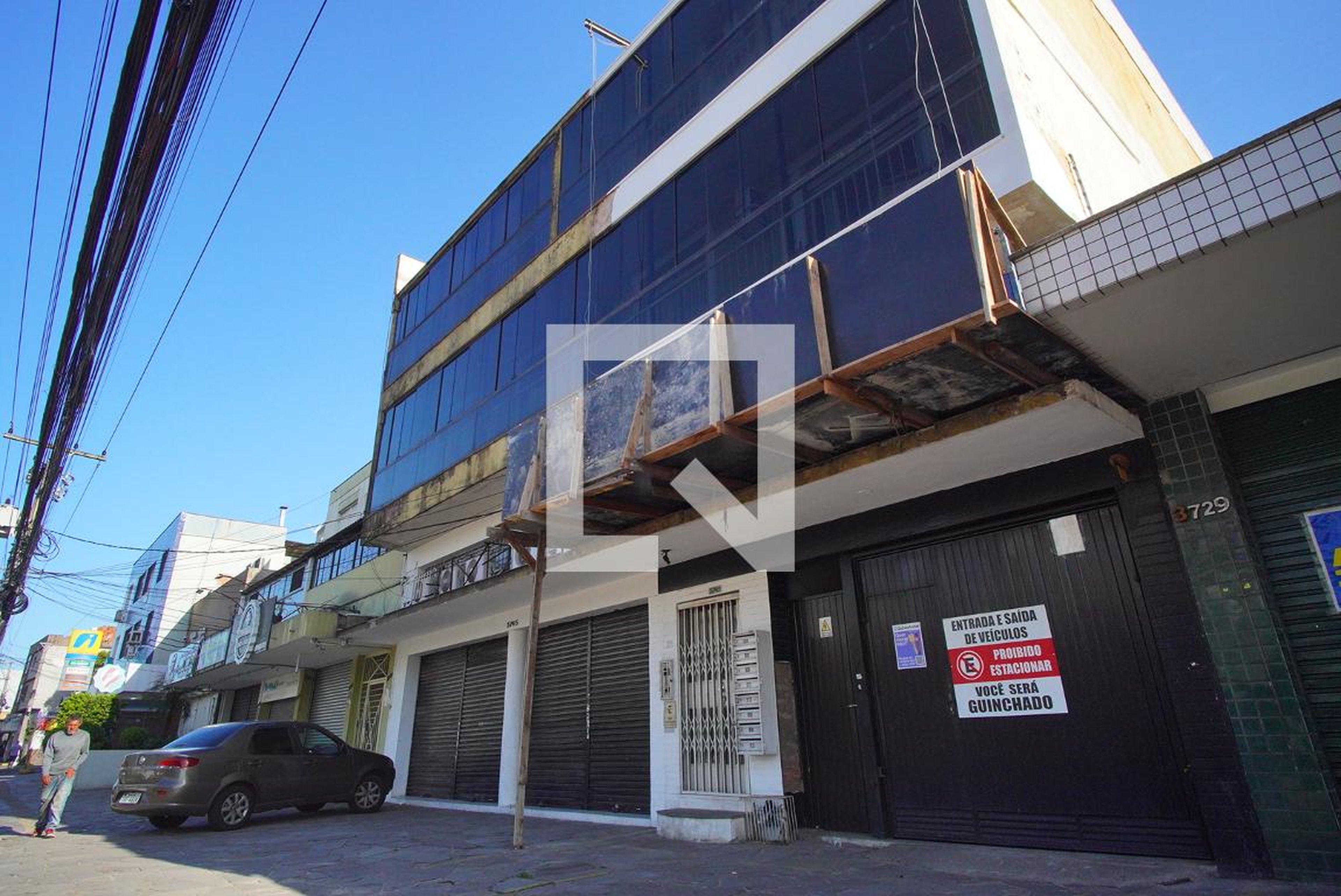 Fachada Condomínio em Avenida Assis Brasil, 3743