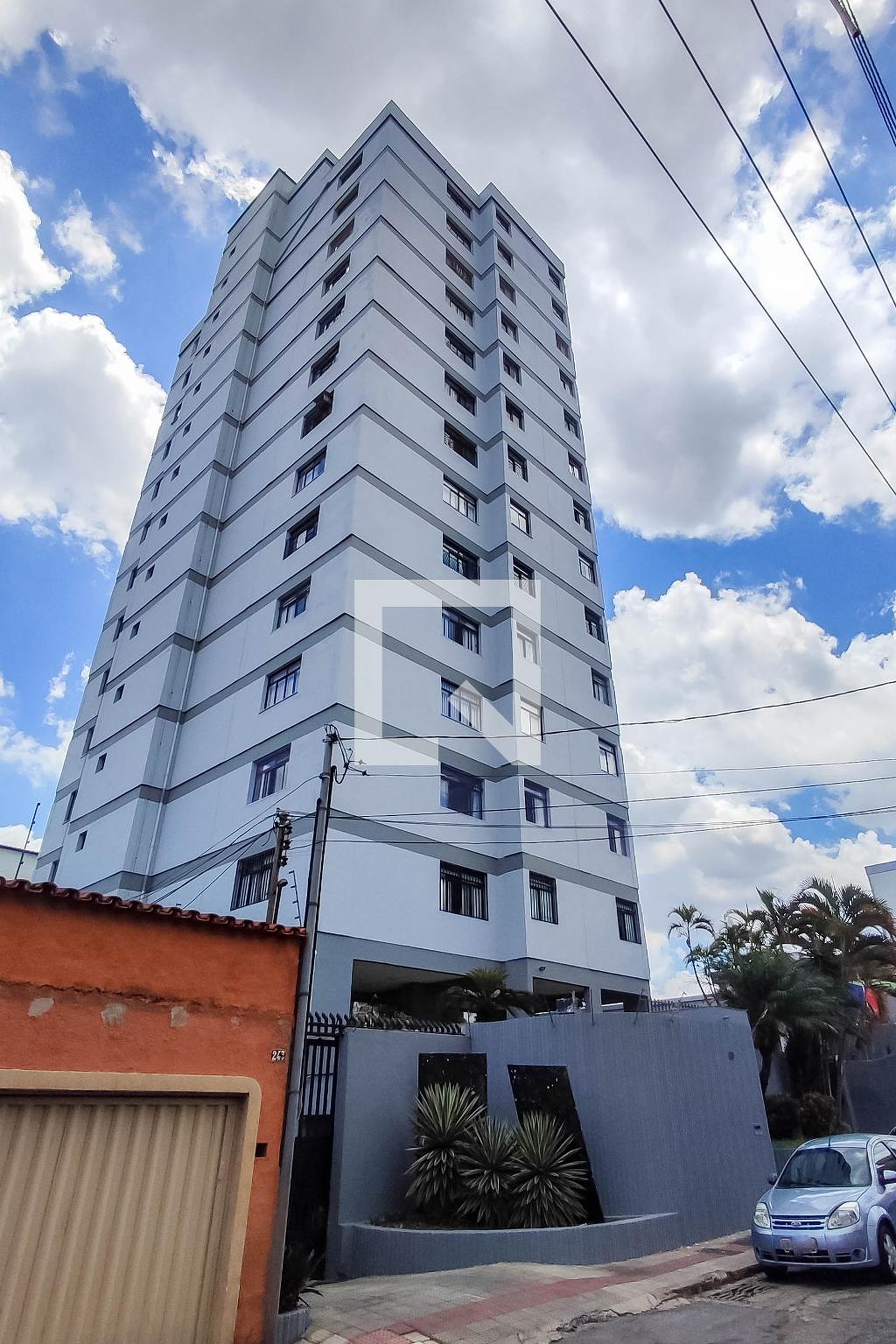 Fachada Condomínio Vivenda e Jardim