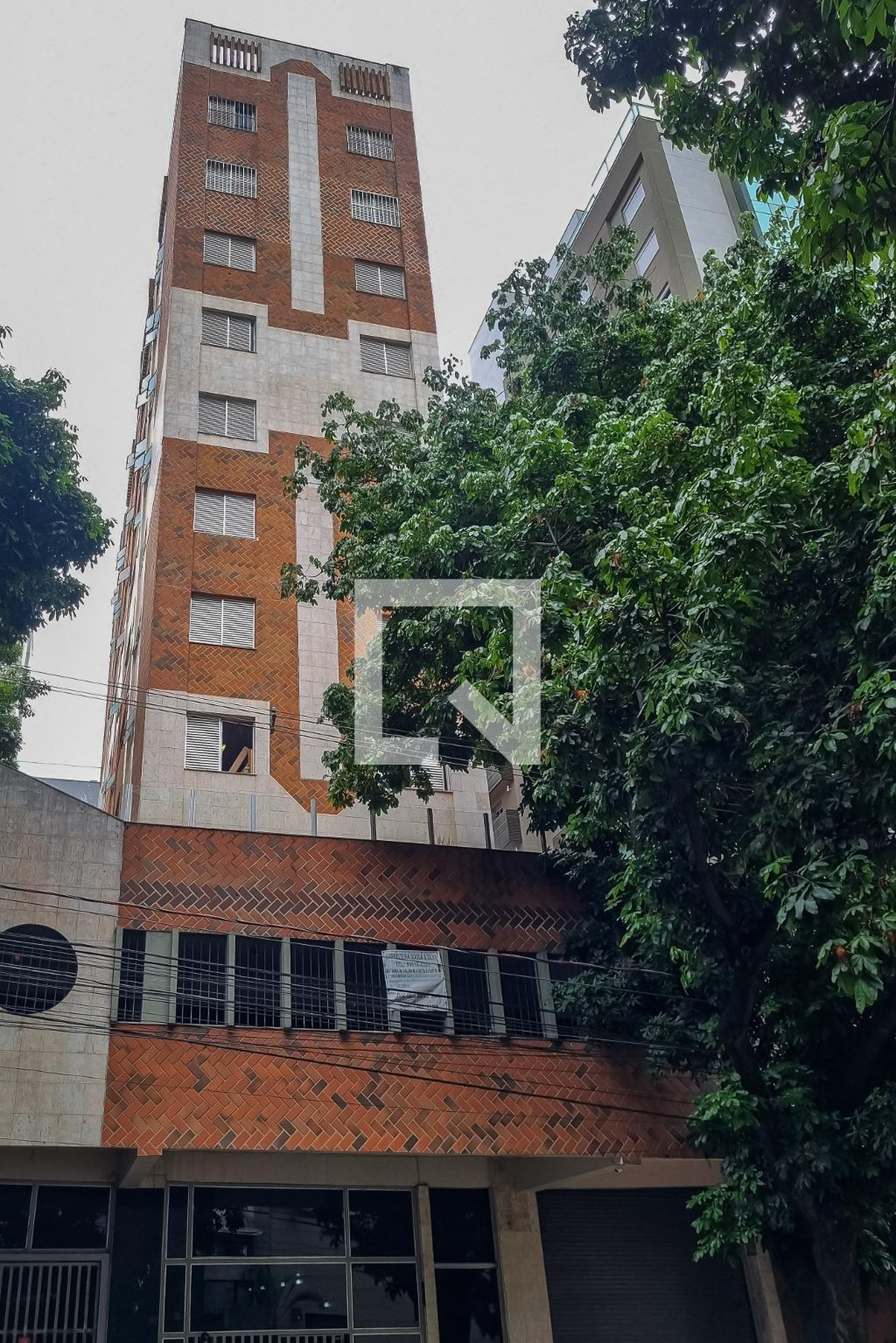 Fachada Condomínio em Rua dos Inconfidentes, 585
