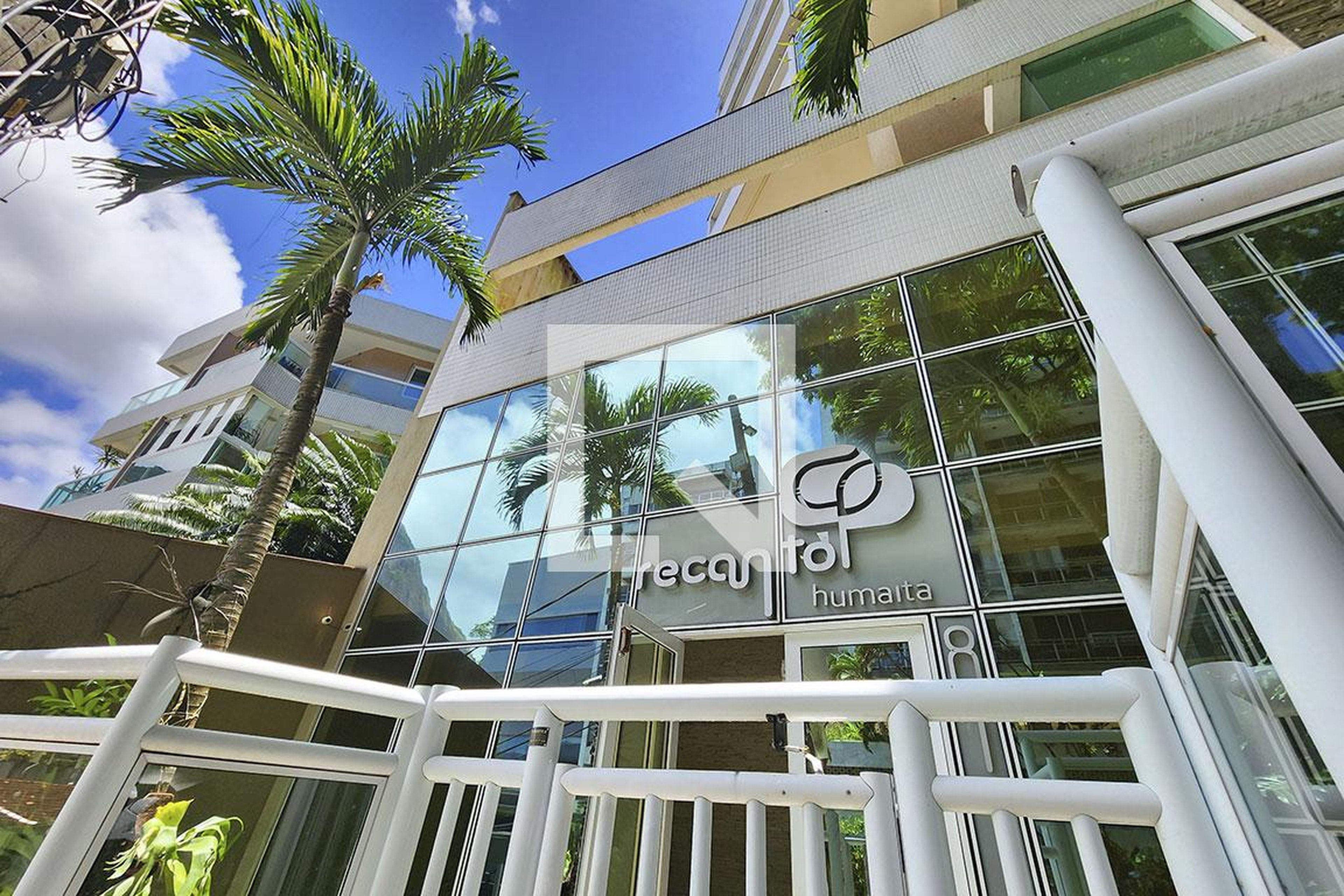 Fachada Edifício Recanto do Humaitá