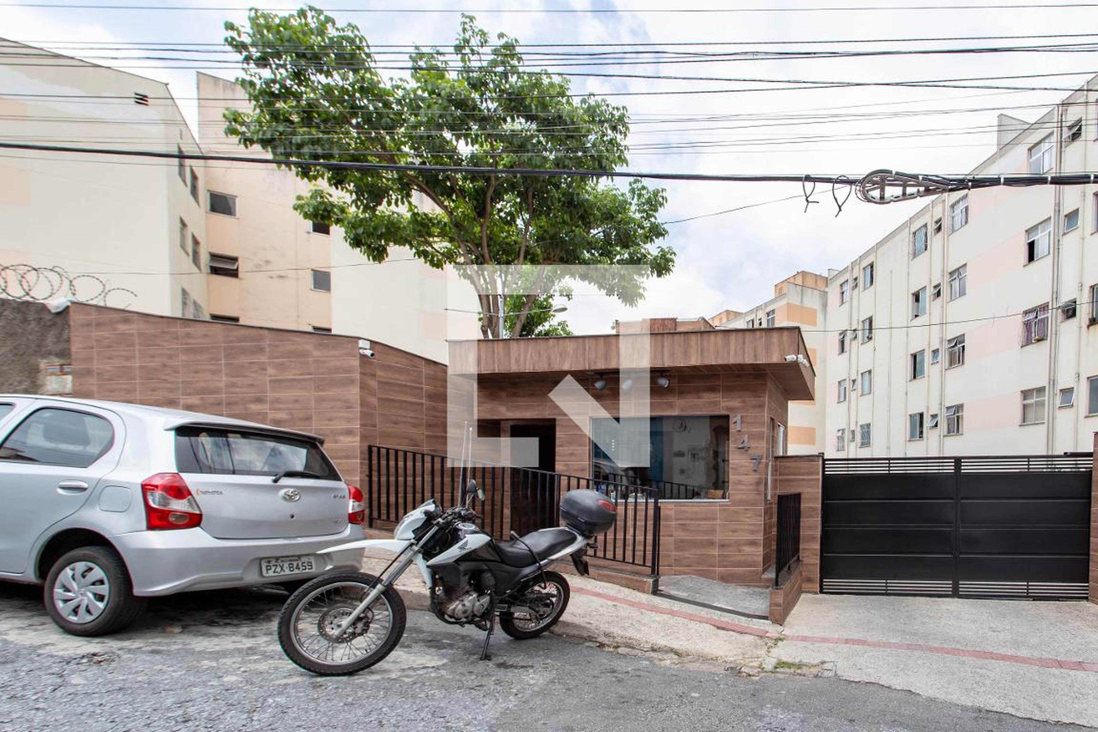 Fachada Condomínio em Rua José Joaquim Duarte, 149