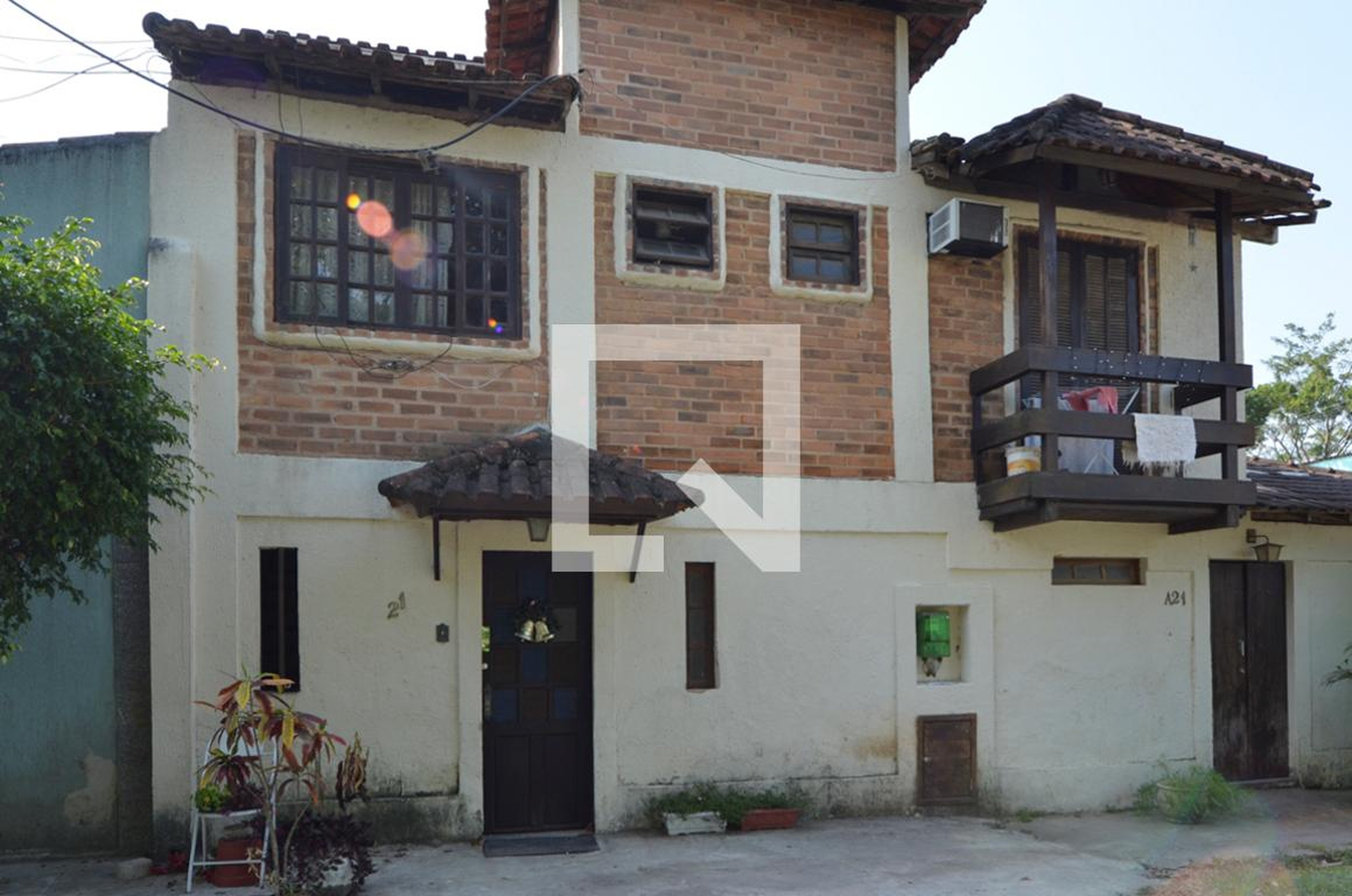 Fachada Condomínio em Rua Cleanto de Paiva Leite, 13