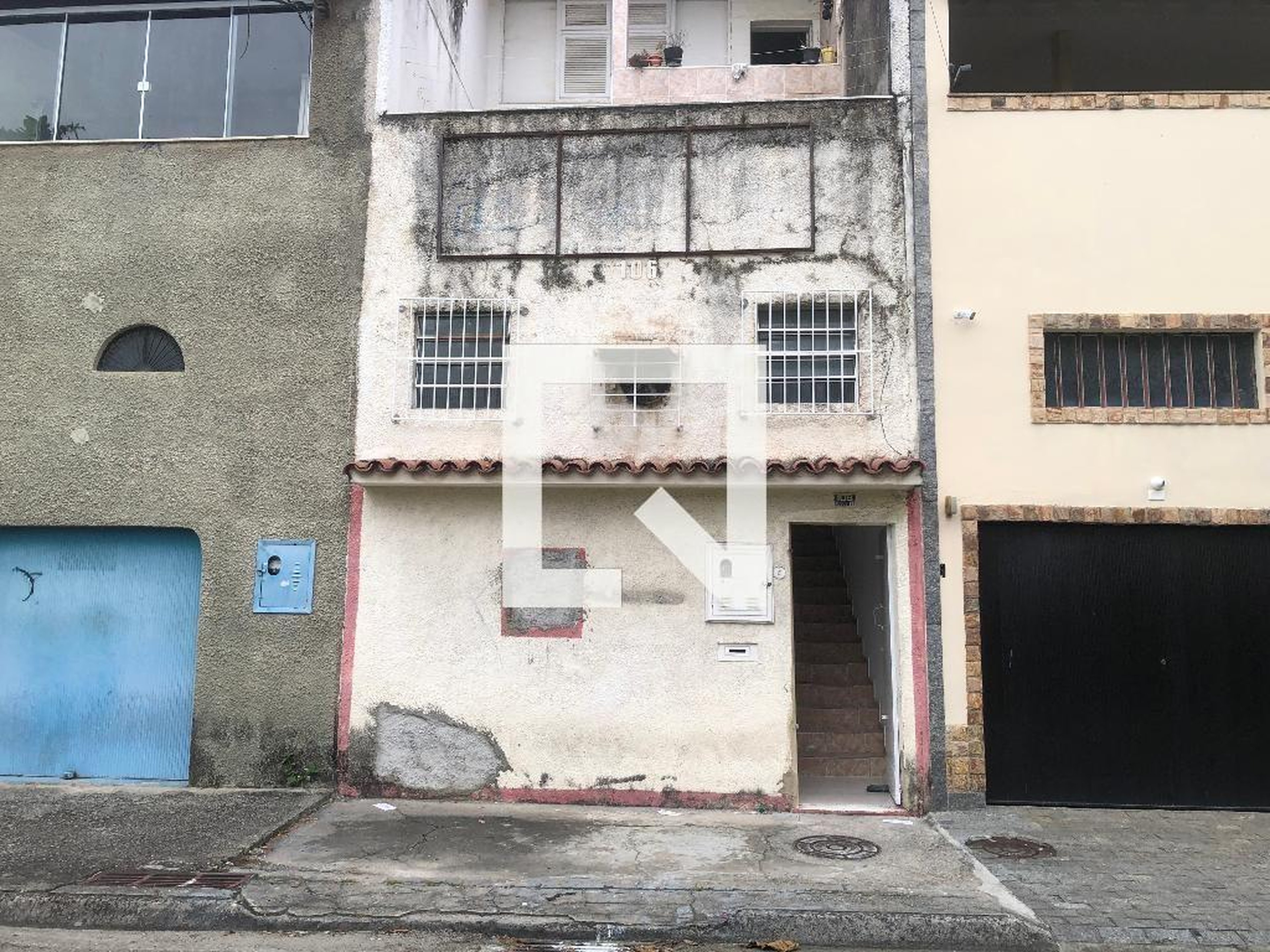 Fachada Condomínio em Estrada do Galeão, 2716