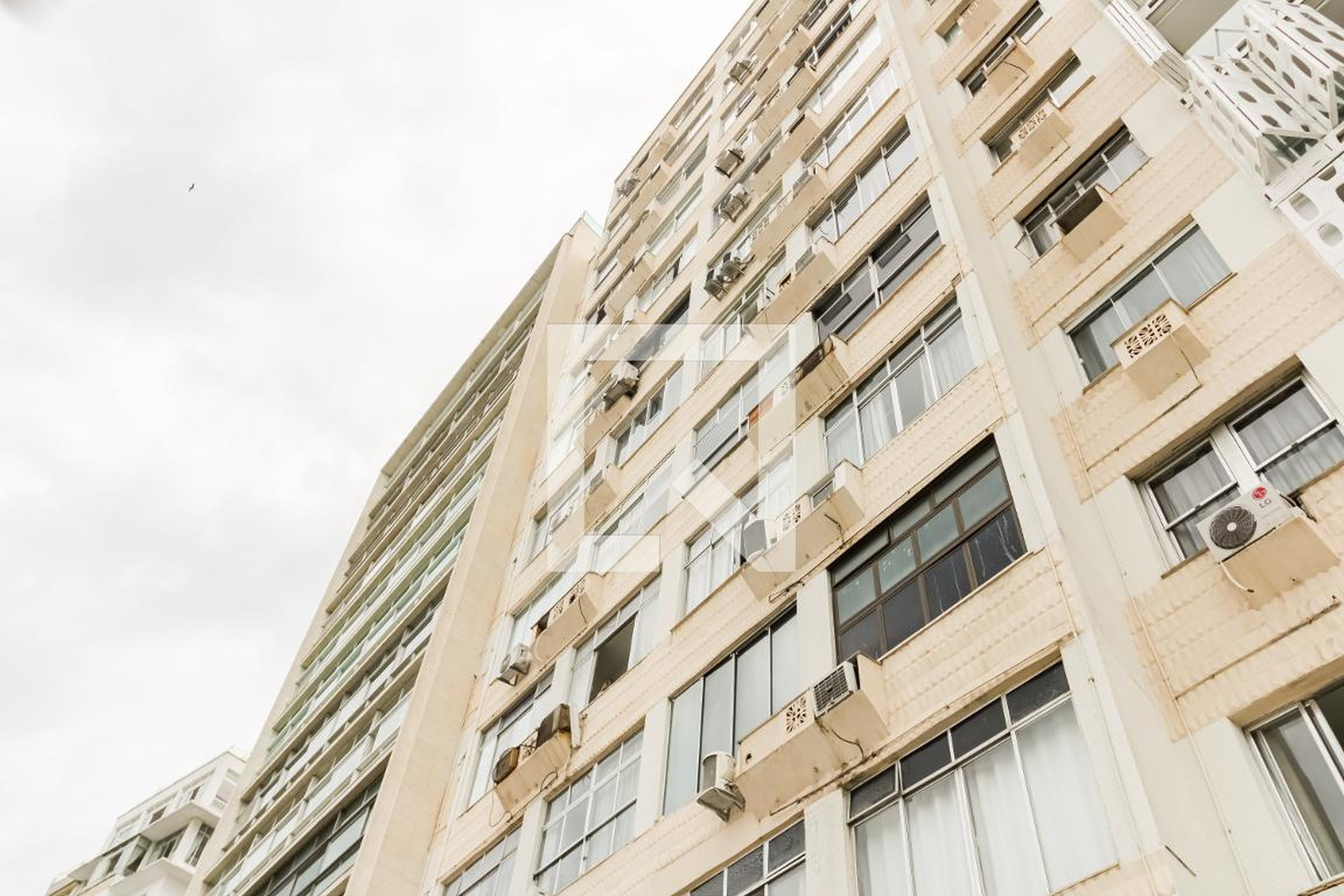 Fachada do Prédio Condomínio Alaska