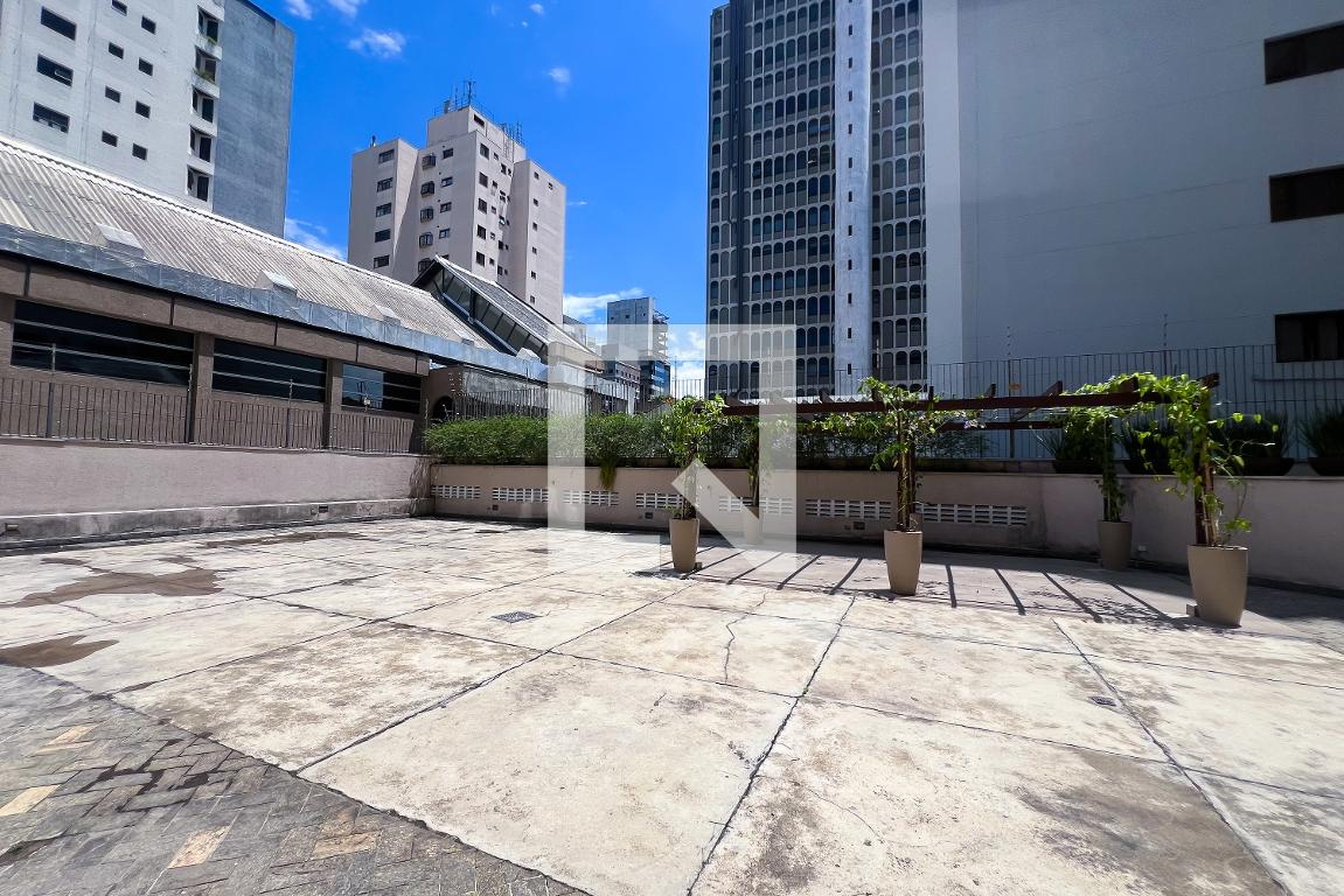 Área externa - Solar Carlos Drumont