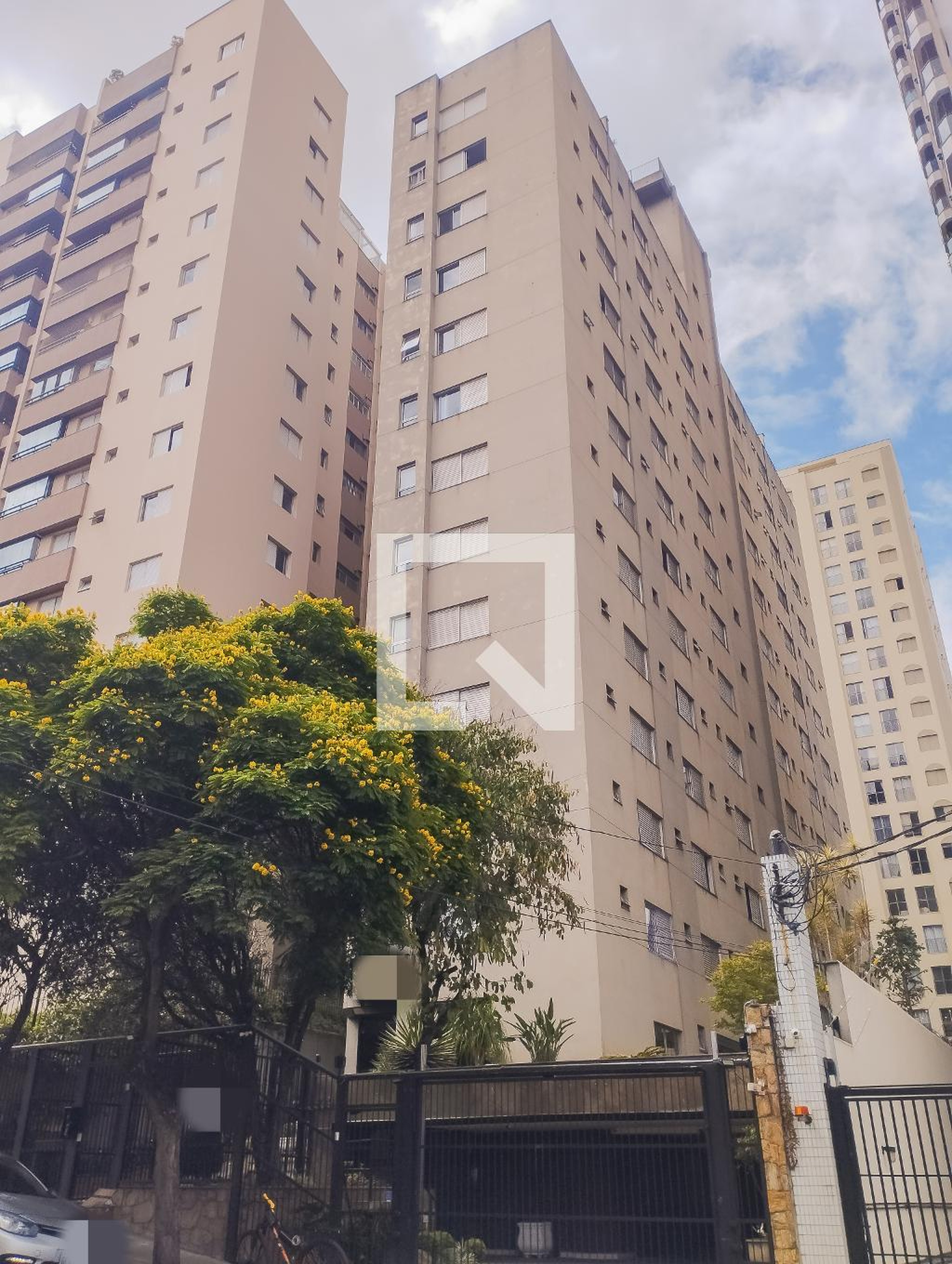 Fachada Condomínio em Rua Doutor Diogo de Faria, 538