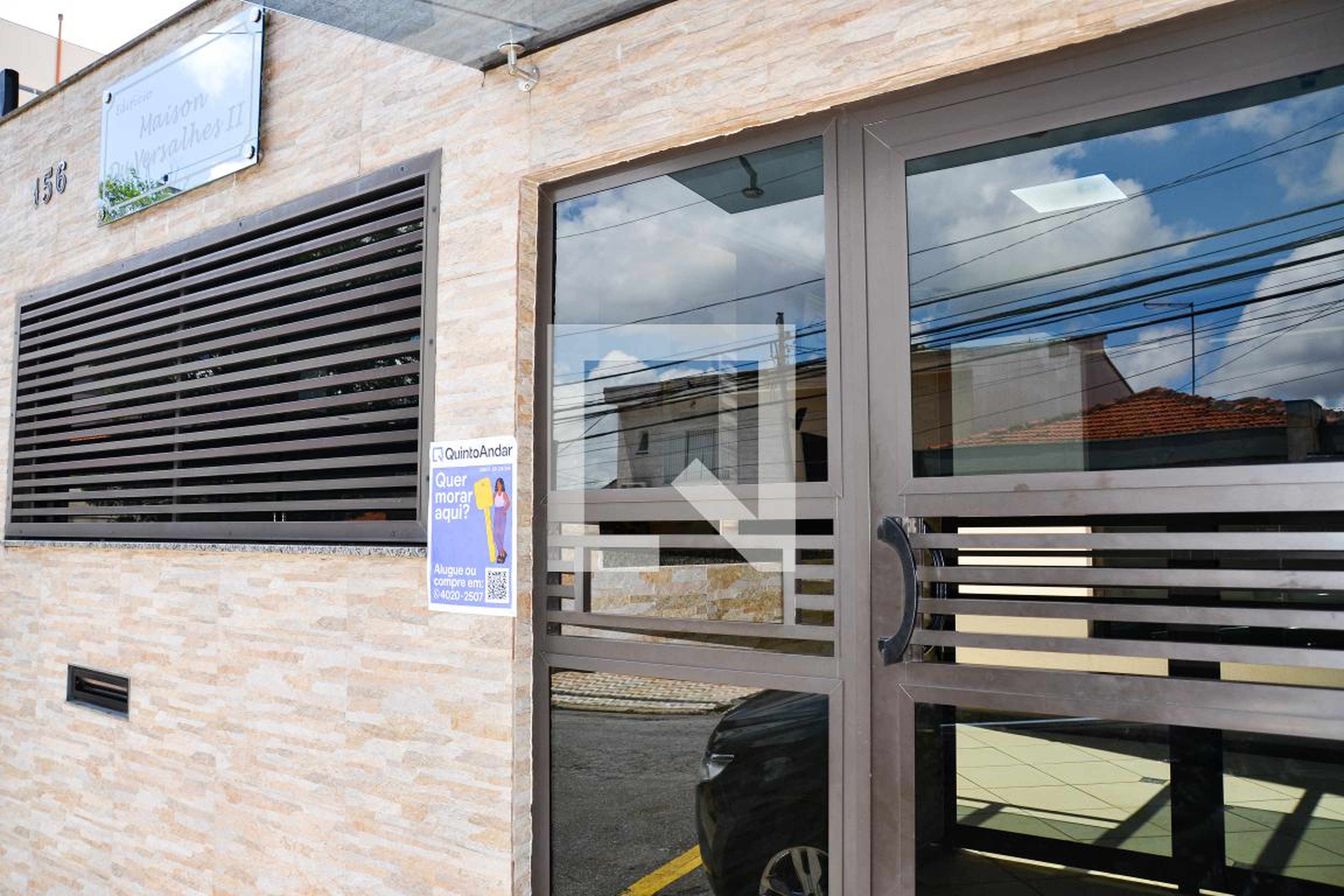 Fachada Condomínio Maison DU Versalles II