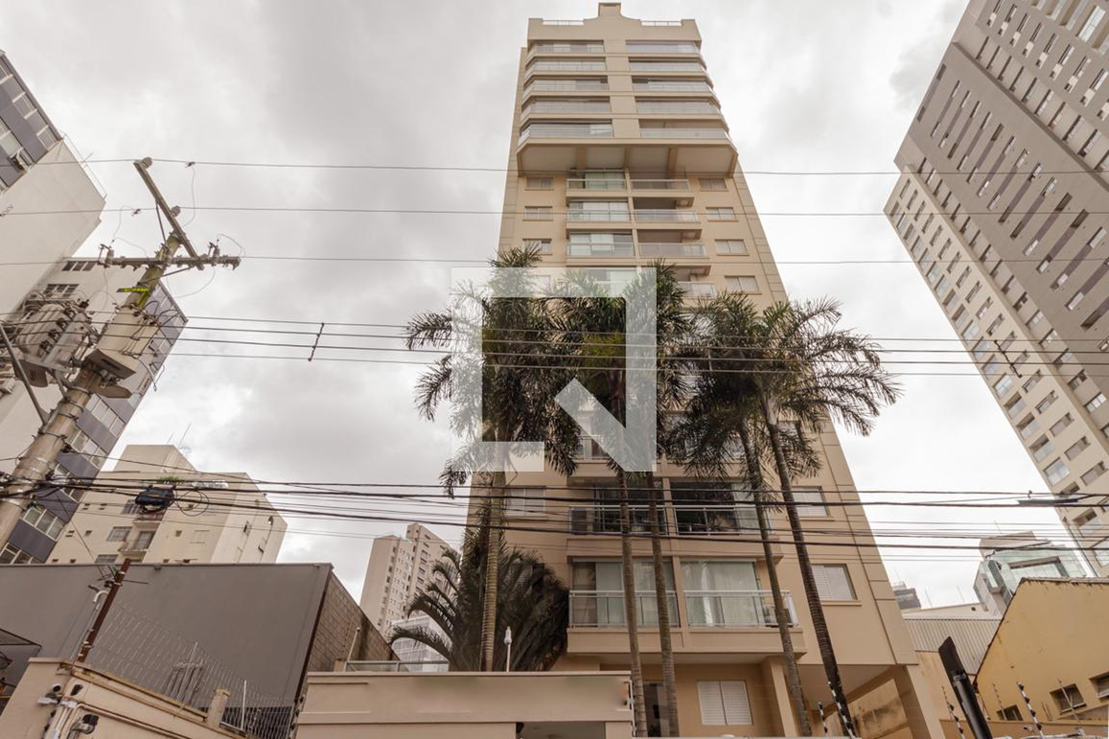 Fachada Condomínio Define New Residence