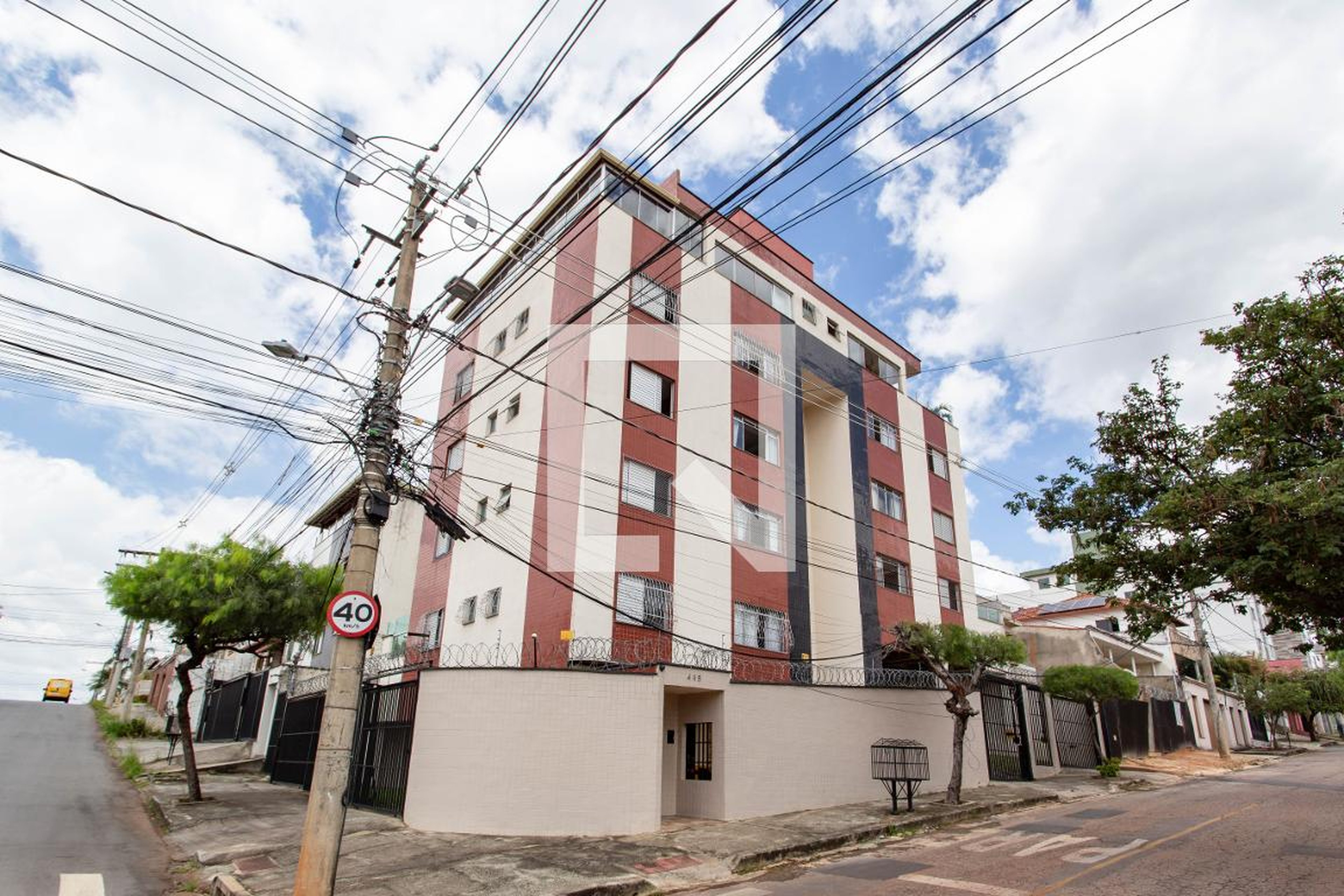 Fachada Condomínio em Rua Hélia Ricaldoni de Freitas, 405