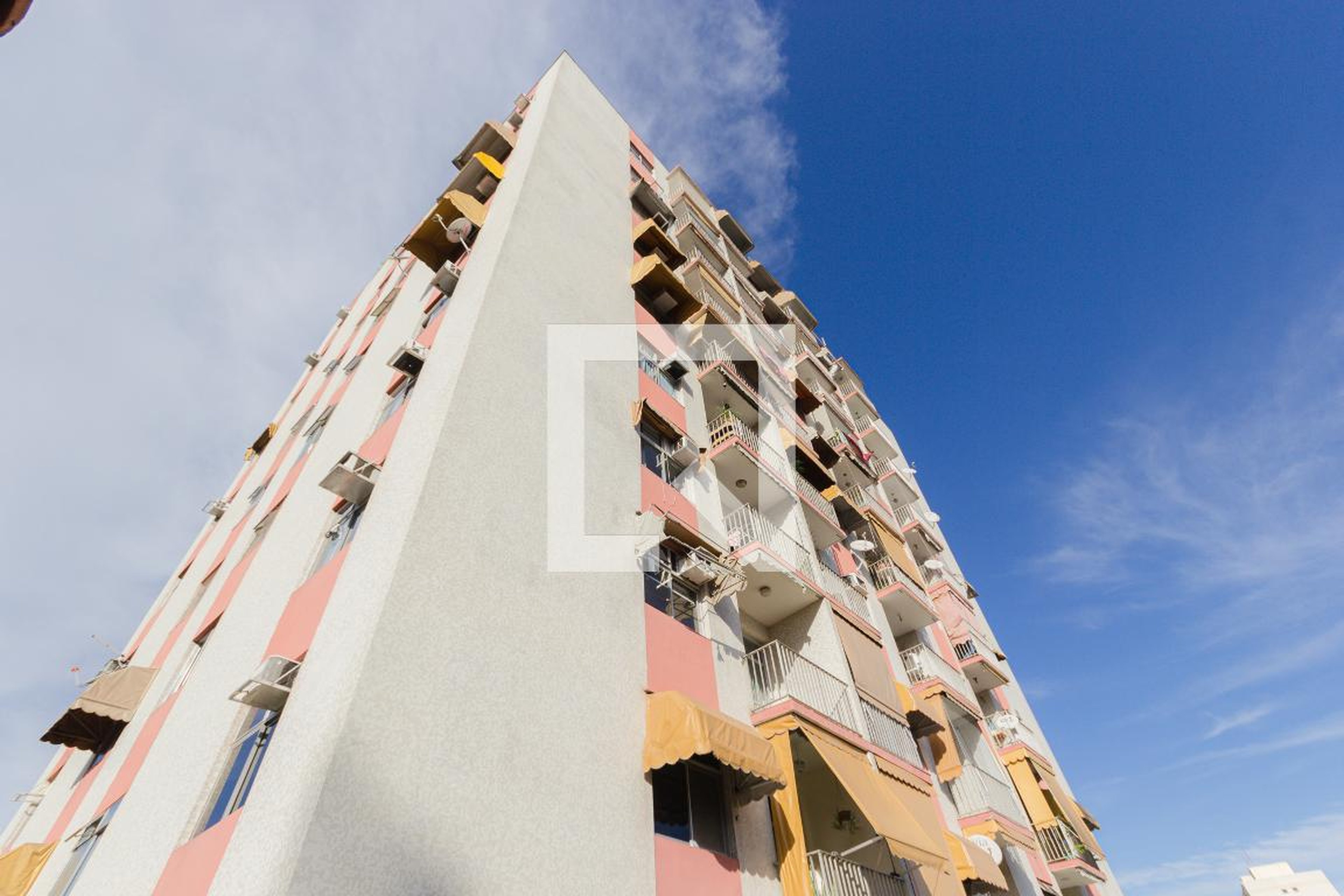 Fachada Edifício Pousada Três Rios