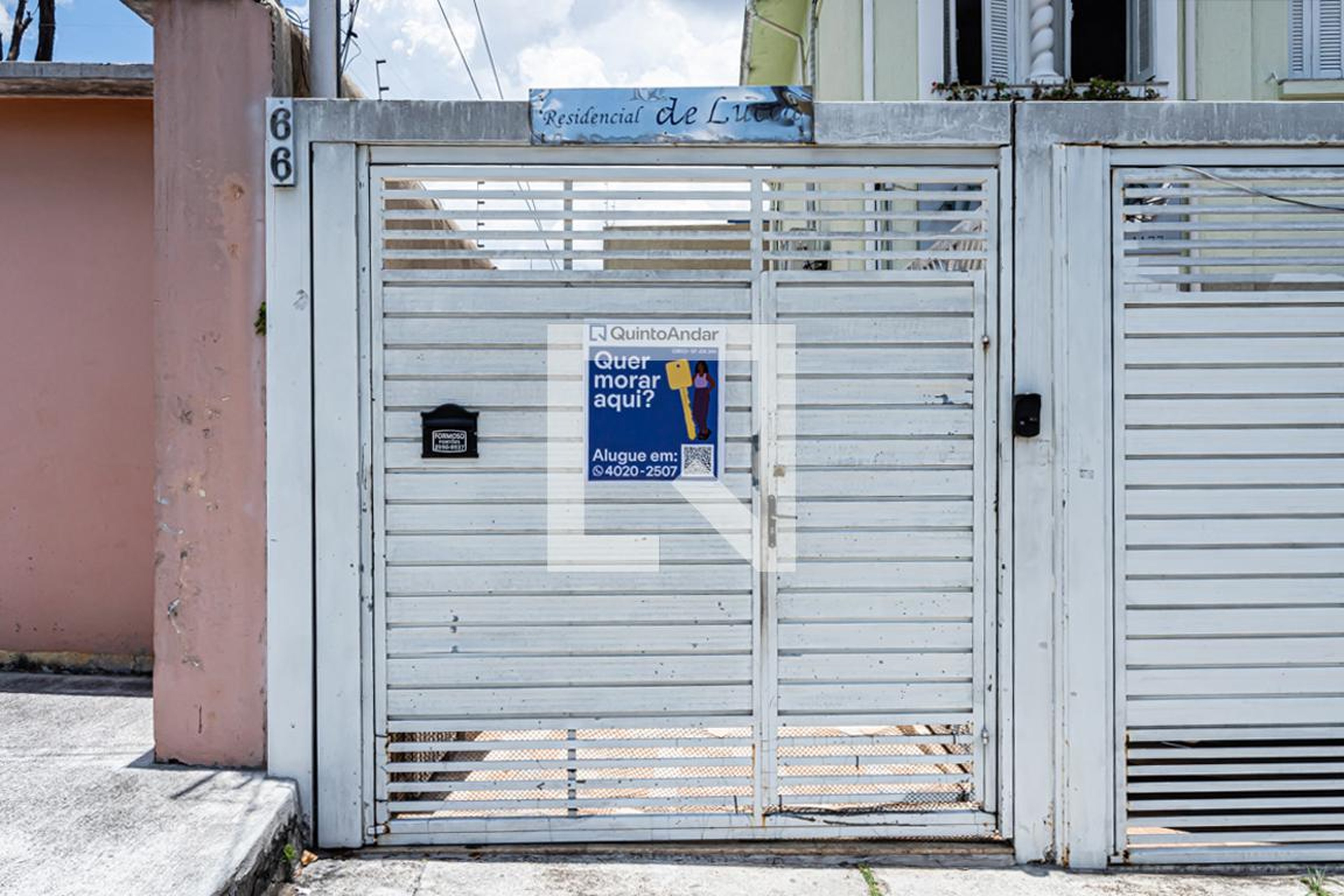 Fachada Residencial de Lucca