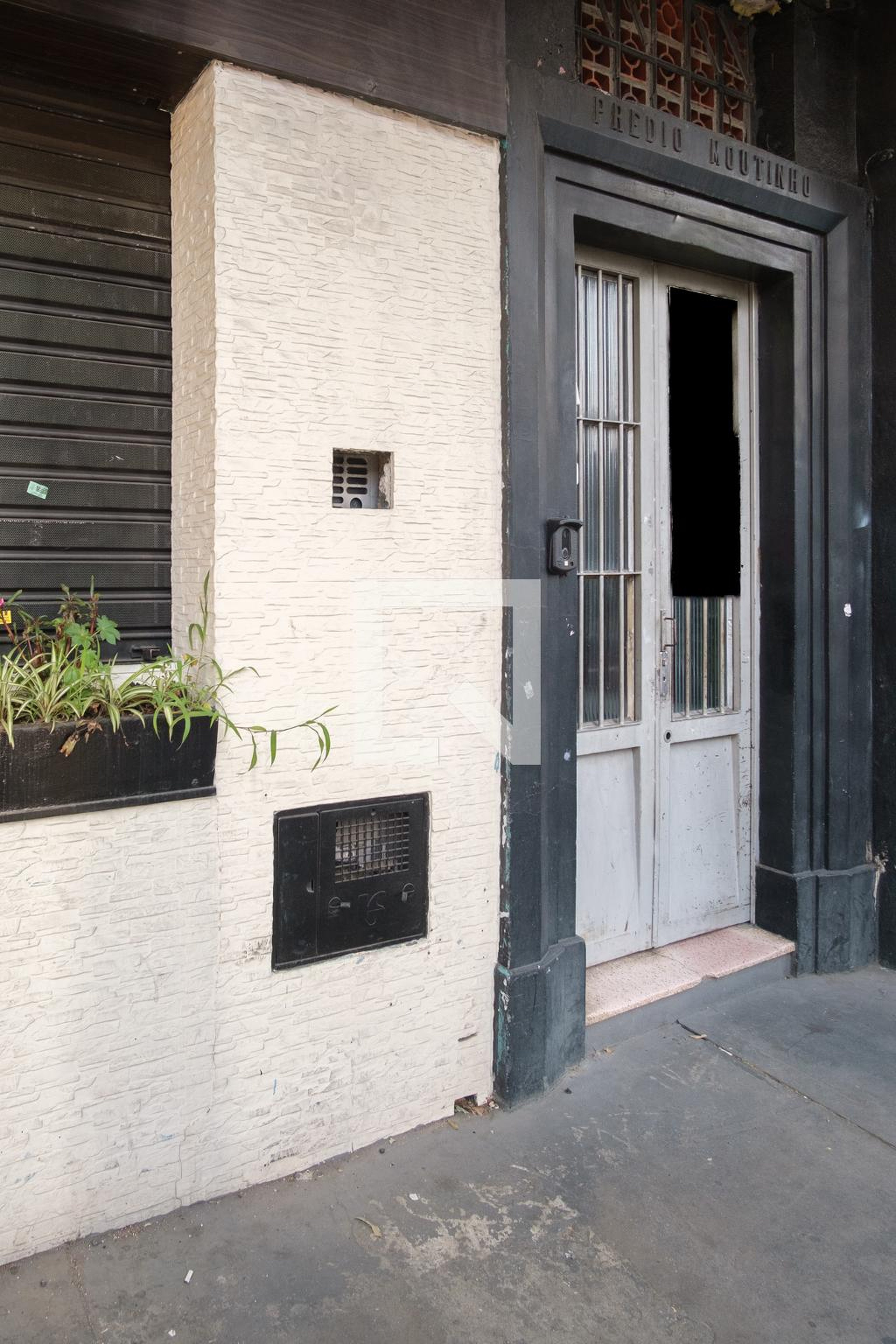 Fachada Condomínio Moutinho