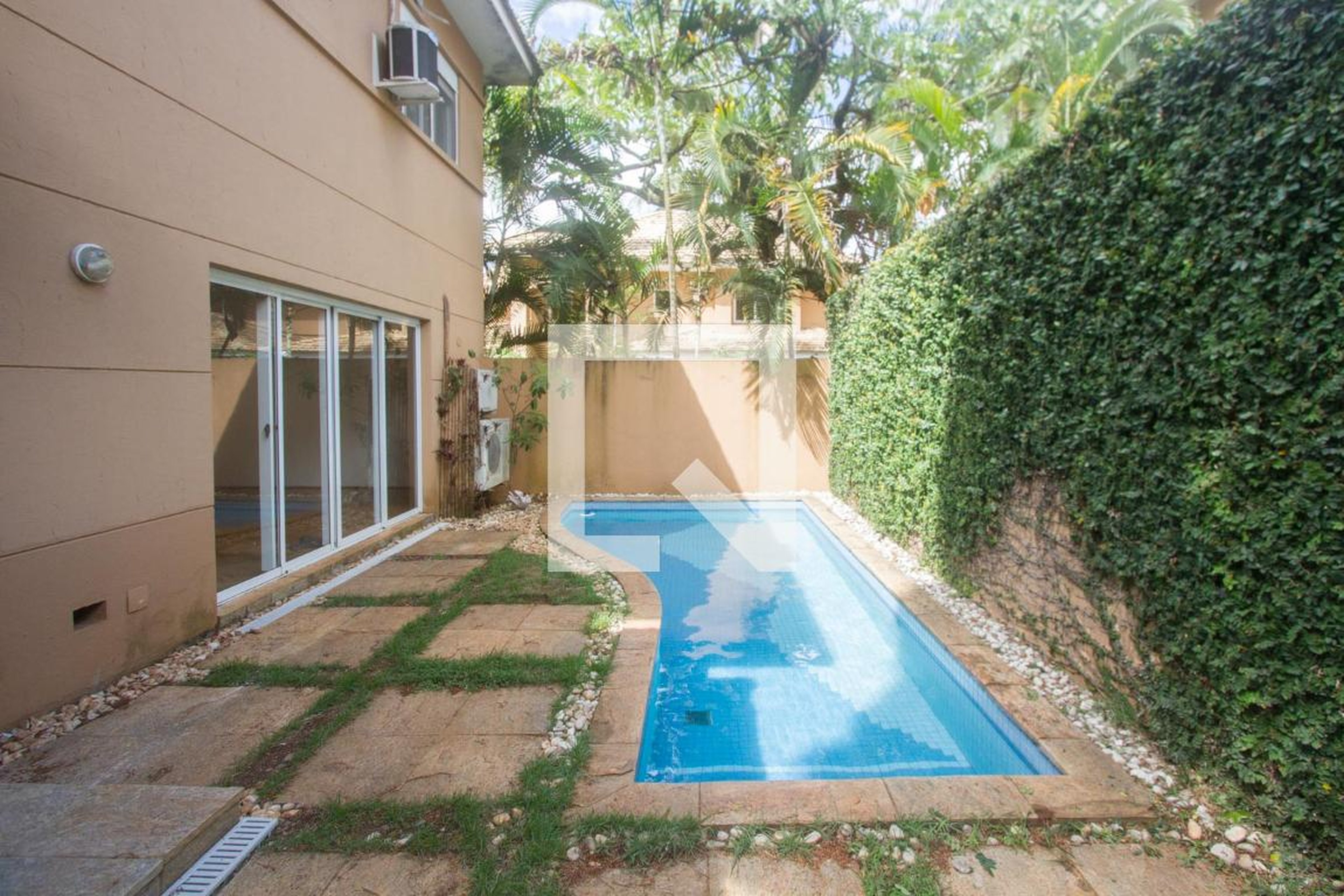 Piscina - The Buckinham