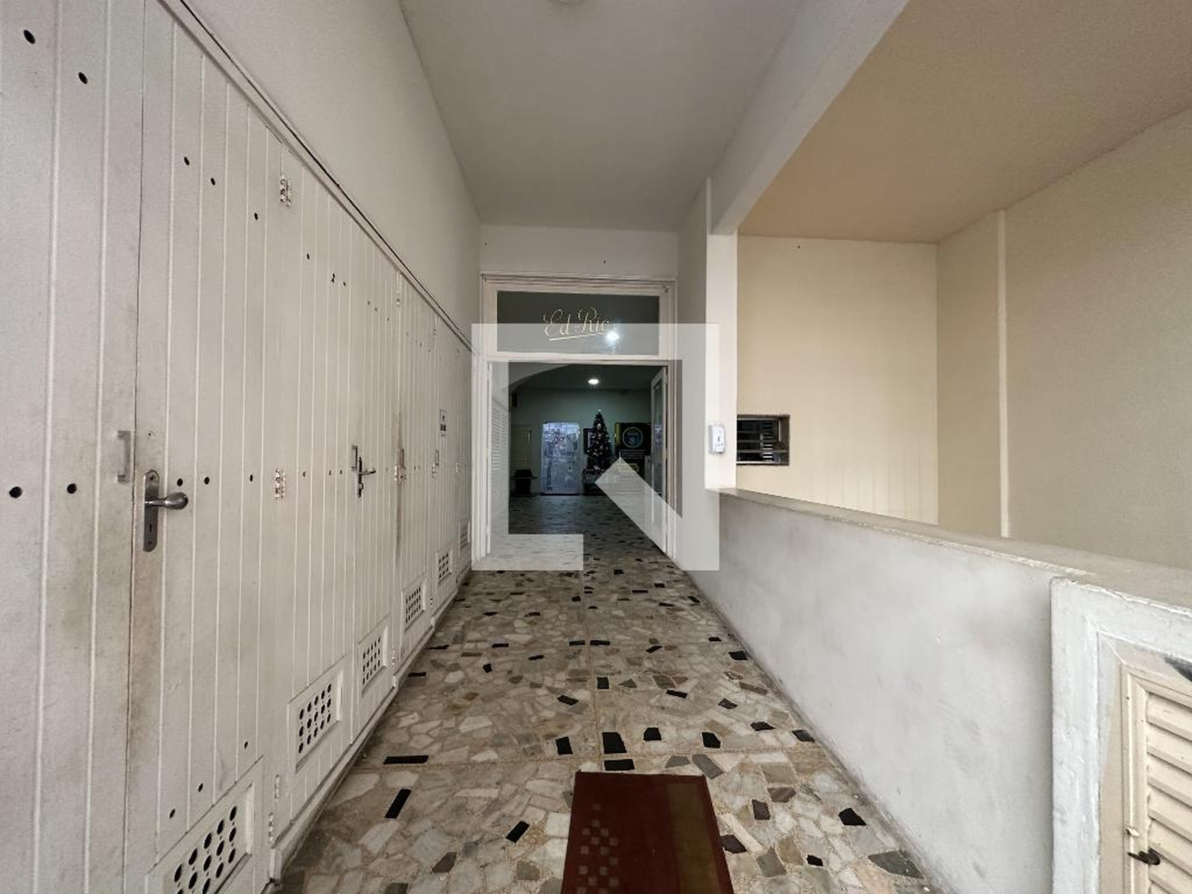 Entrada - Edificio Rio