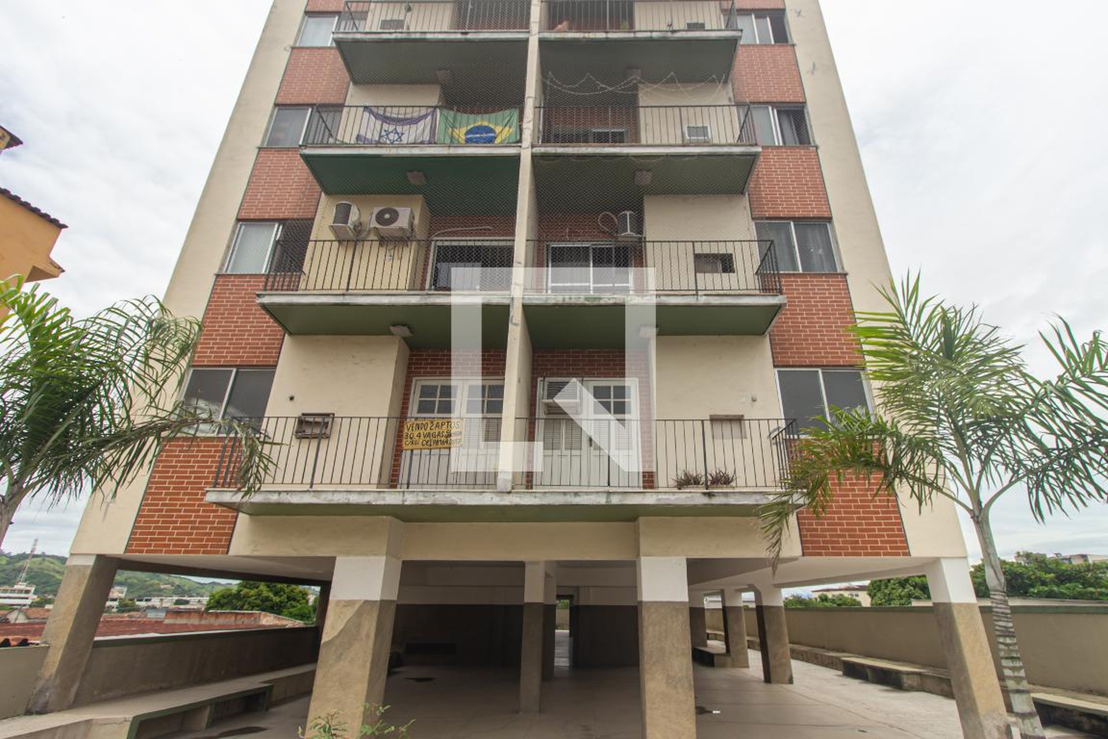 Fachada Condomínio em Rua Barcelos Domingos, 89