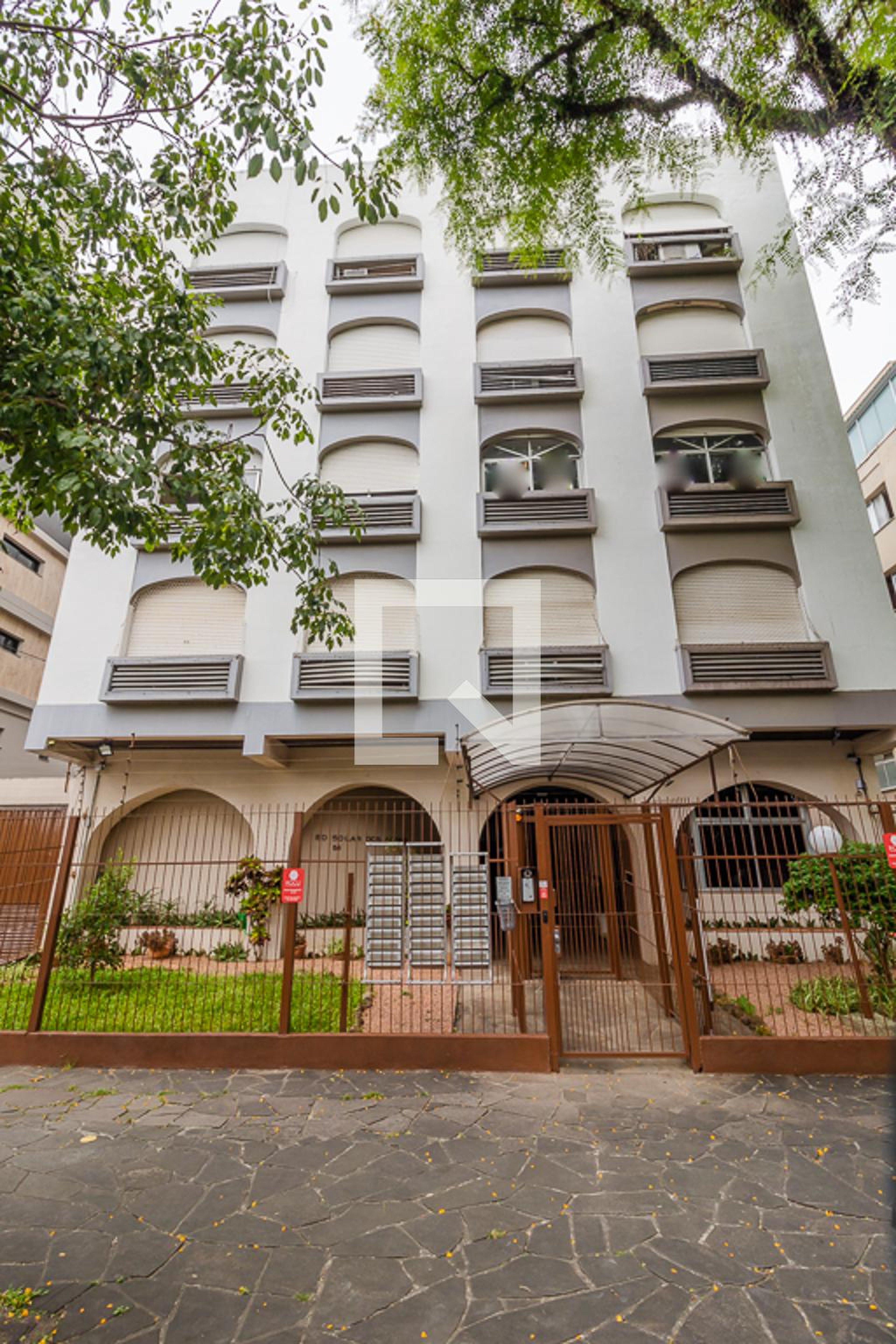 Fachada Condomínio em Rua Gonçalves Dias, 54