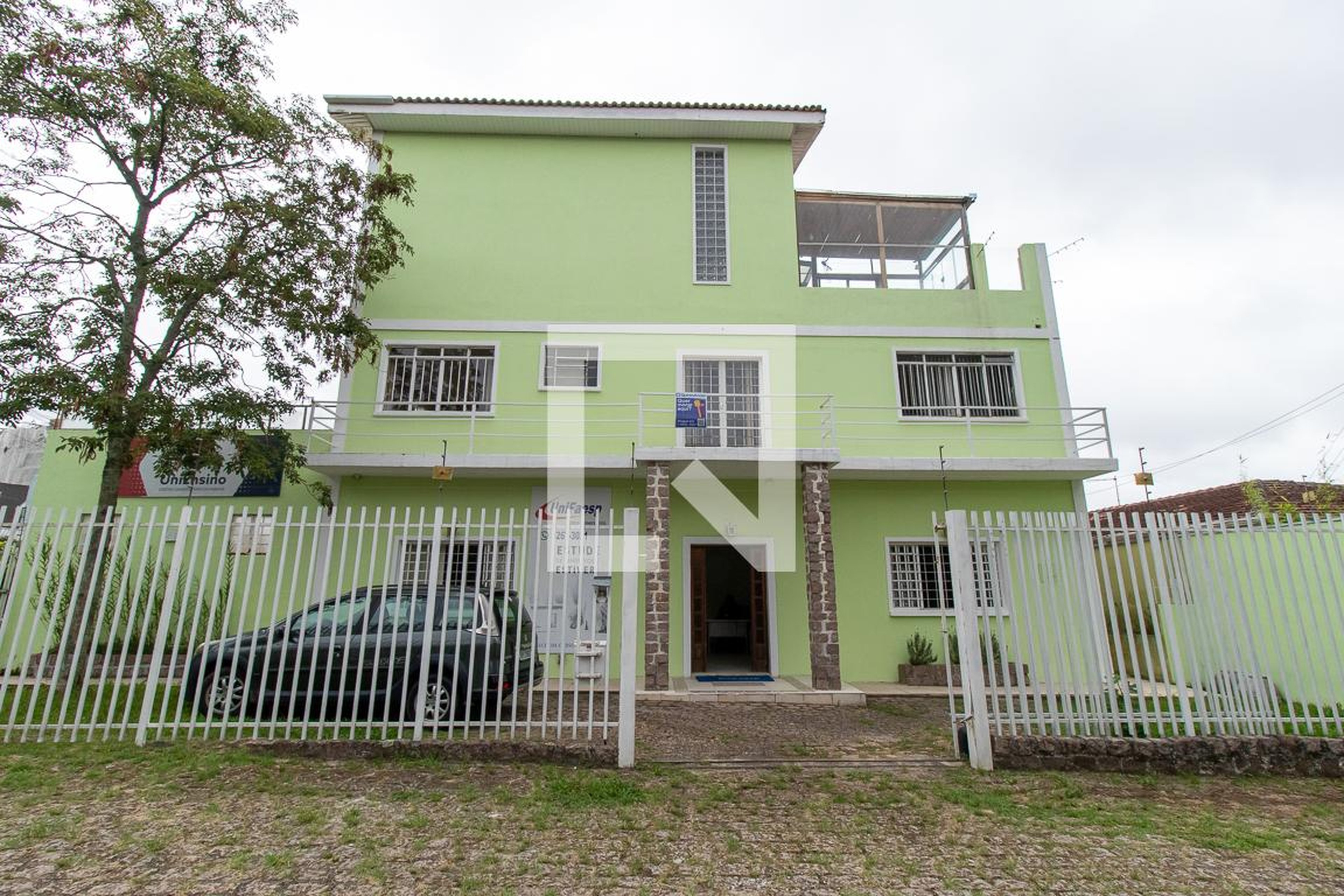 Fachada Condomínio em Rua Antônio Meirelles Sobrinho, 215