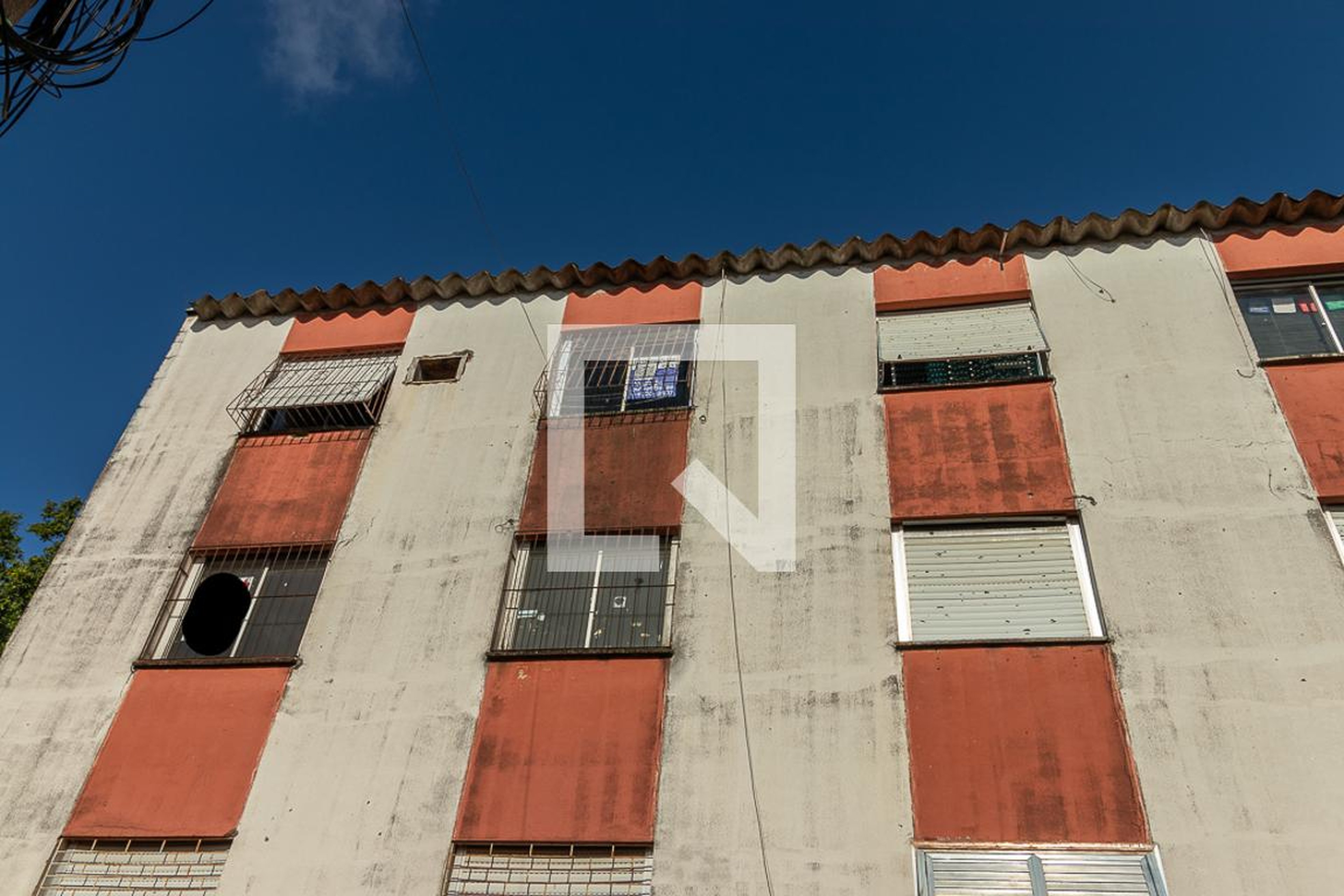 Fachada Condomínio em Rua dos Maias, 1323
