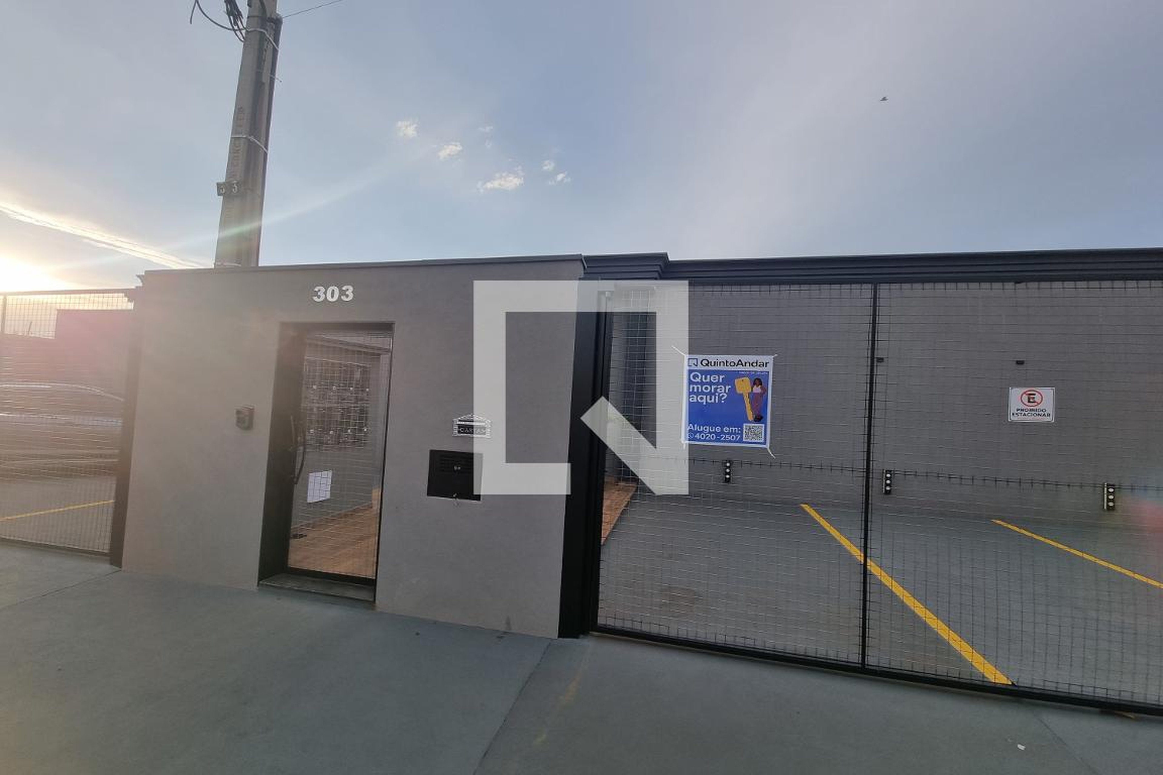 Fachada Condomínio em Rua Nelson Pasqualin, 300