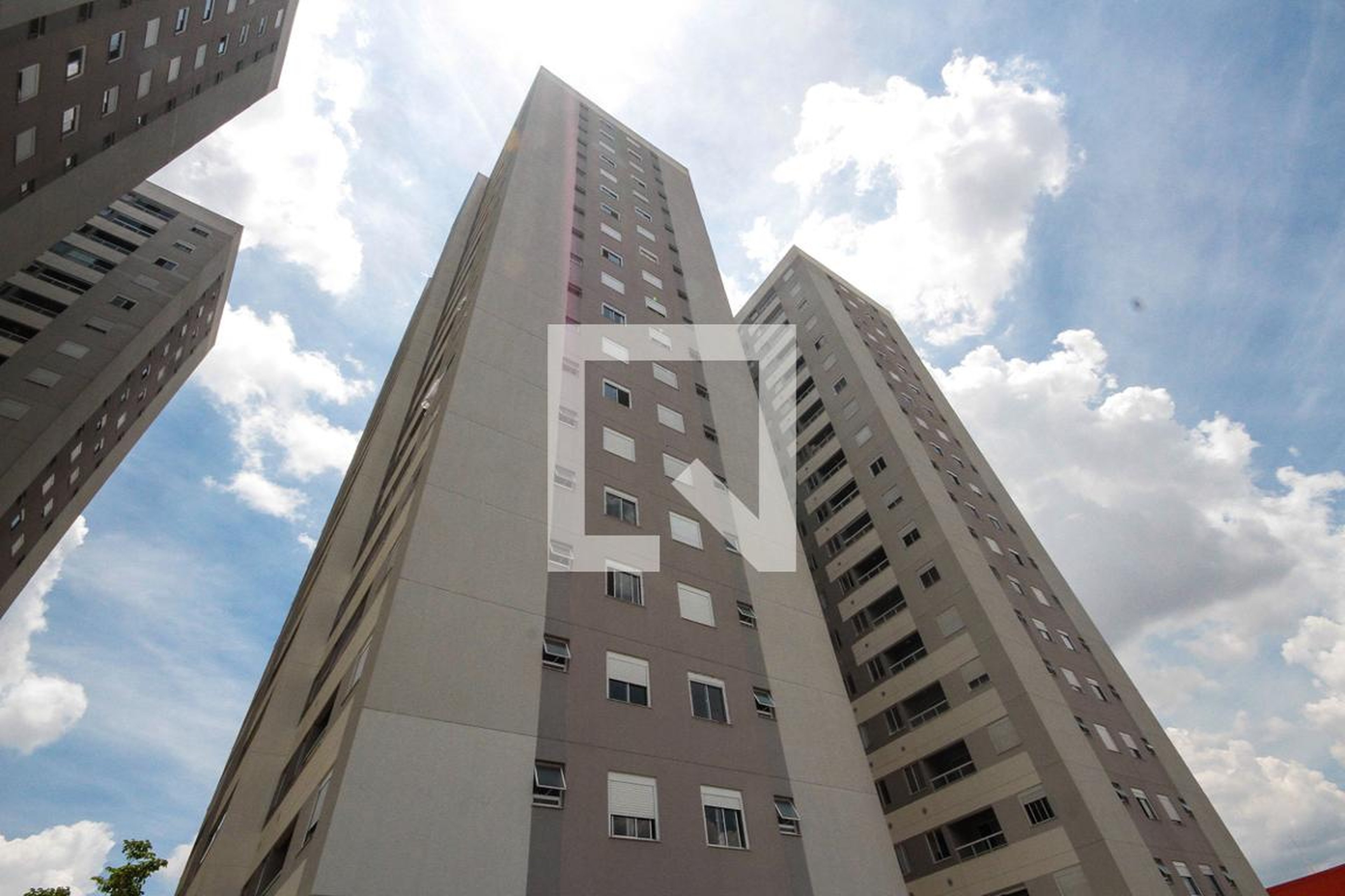 Fachada Condomínio em Rua São Raimundo, 5200