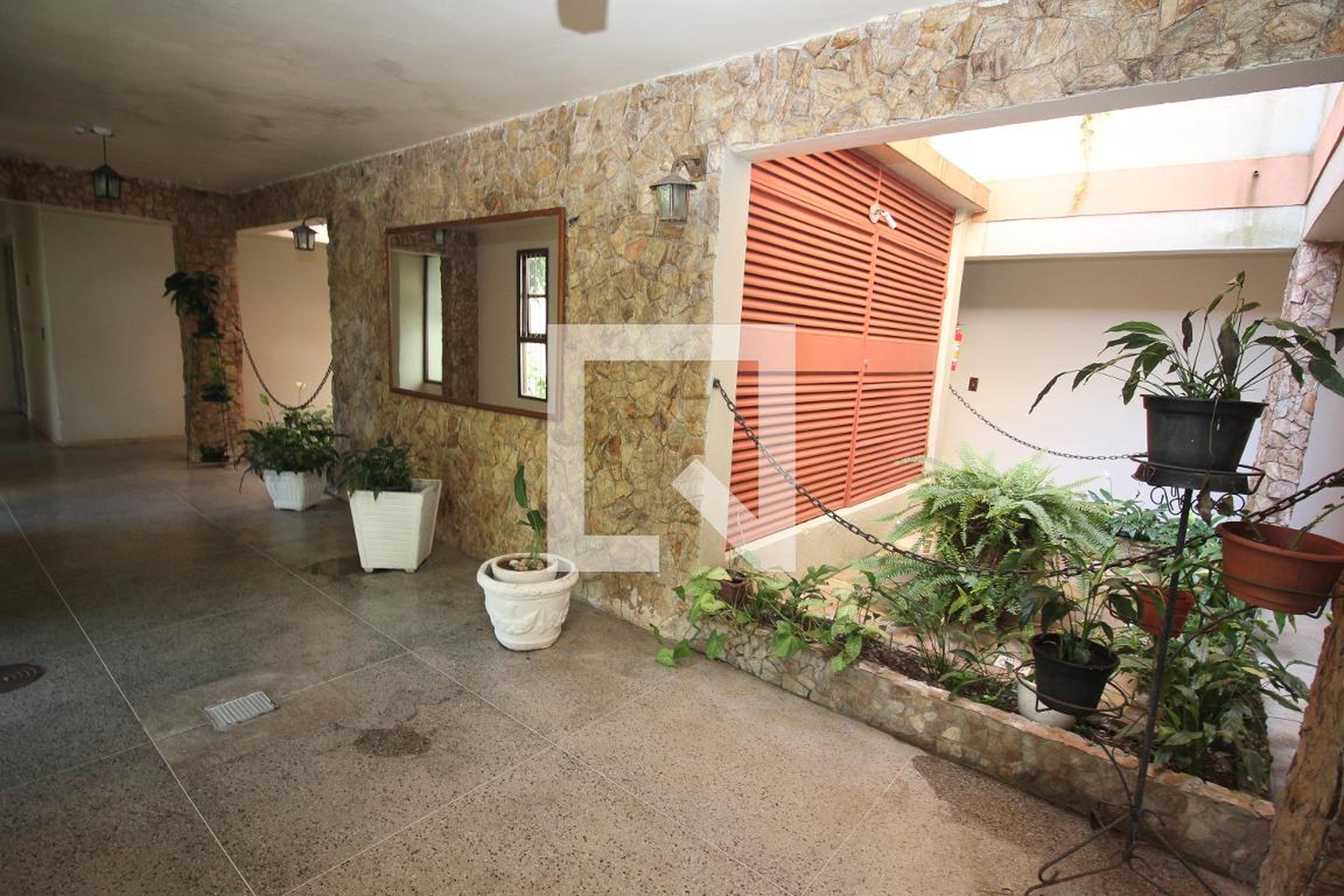 Hall de entrada - Lupicinio Rodrigues