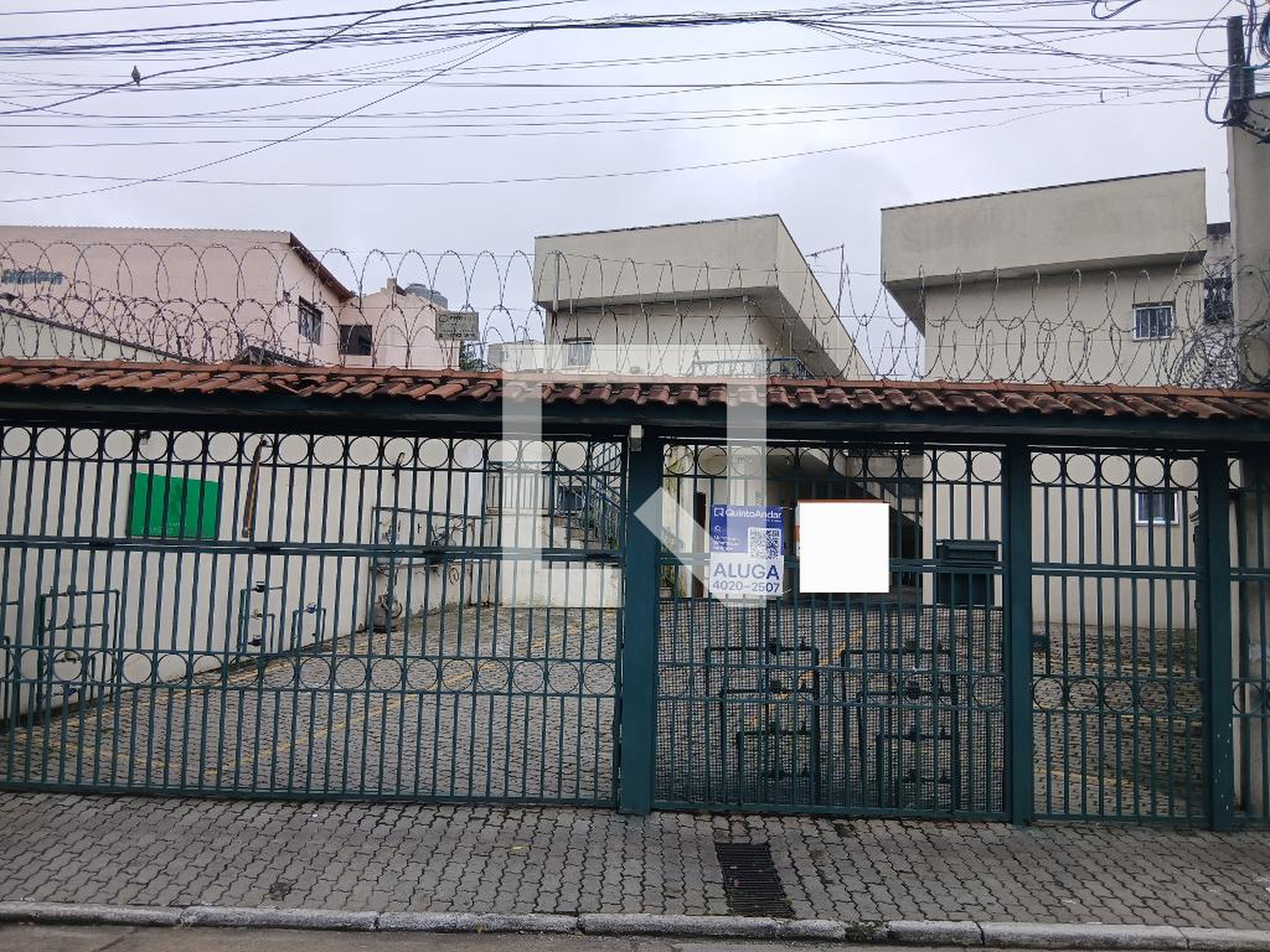 Fachada Condomínio em Rua Lopes da Costa, 1019