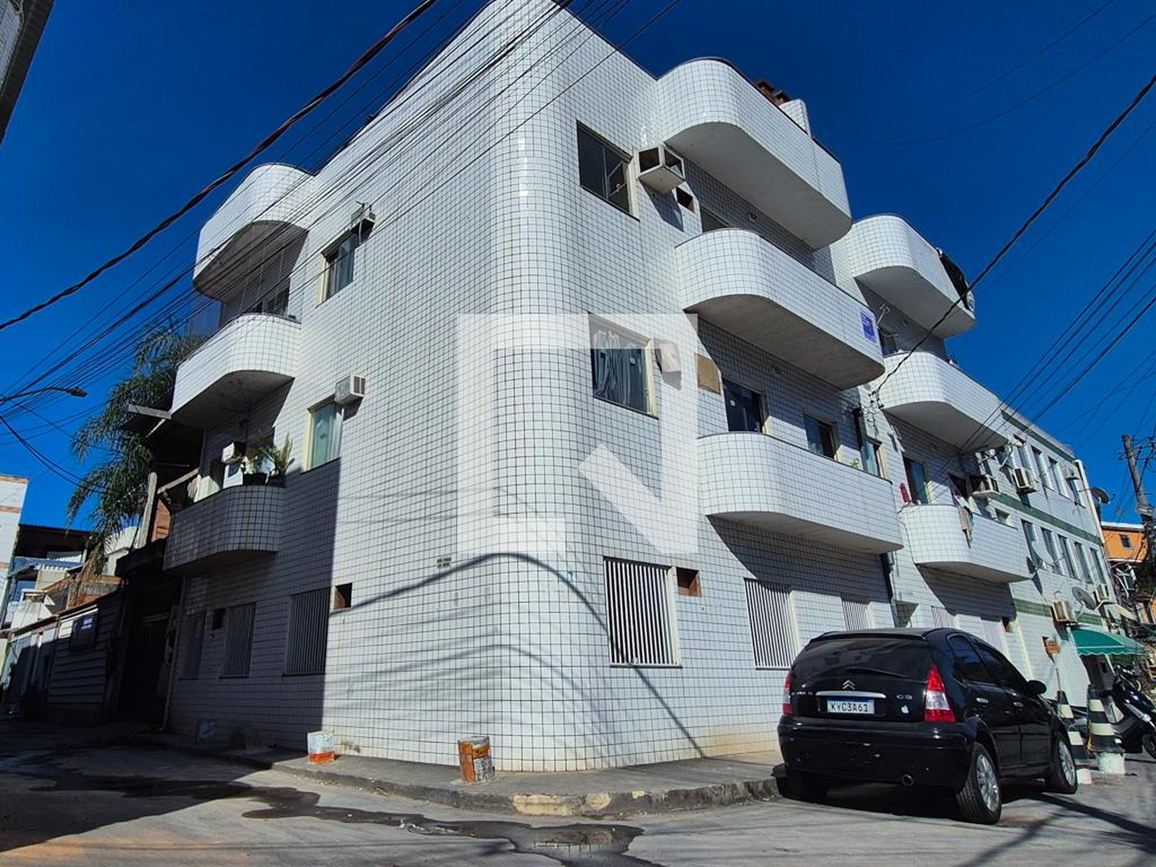 Fachada Condomínio em Rua Célio Fernandes dos Santos Silva, 1