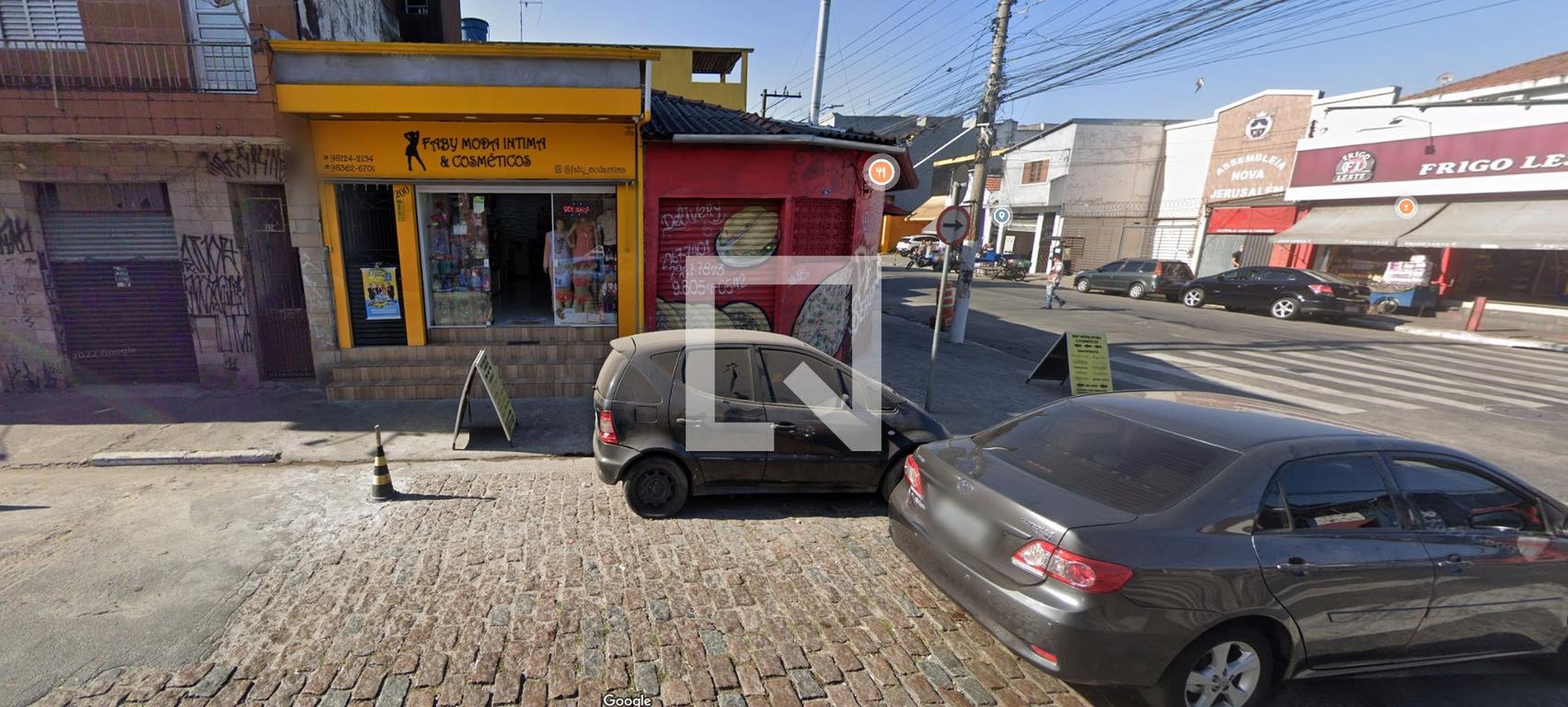 Fachada Condomínio em Rua General João Carlos Lobo Botelho, 200