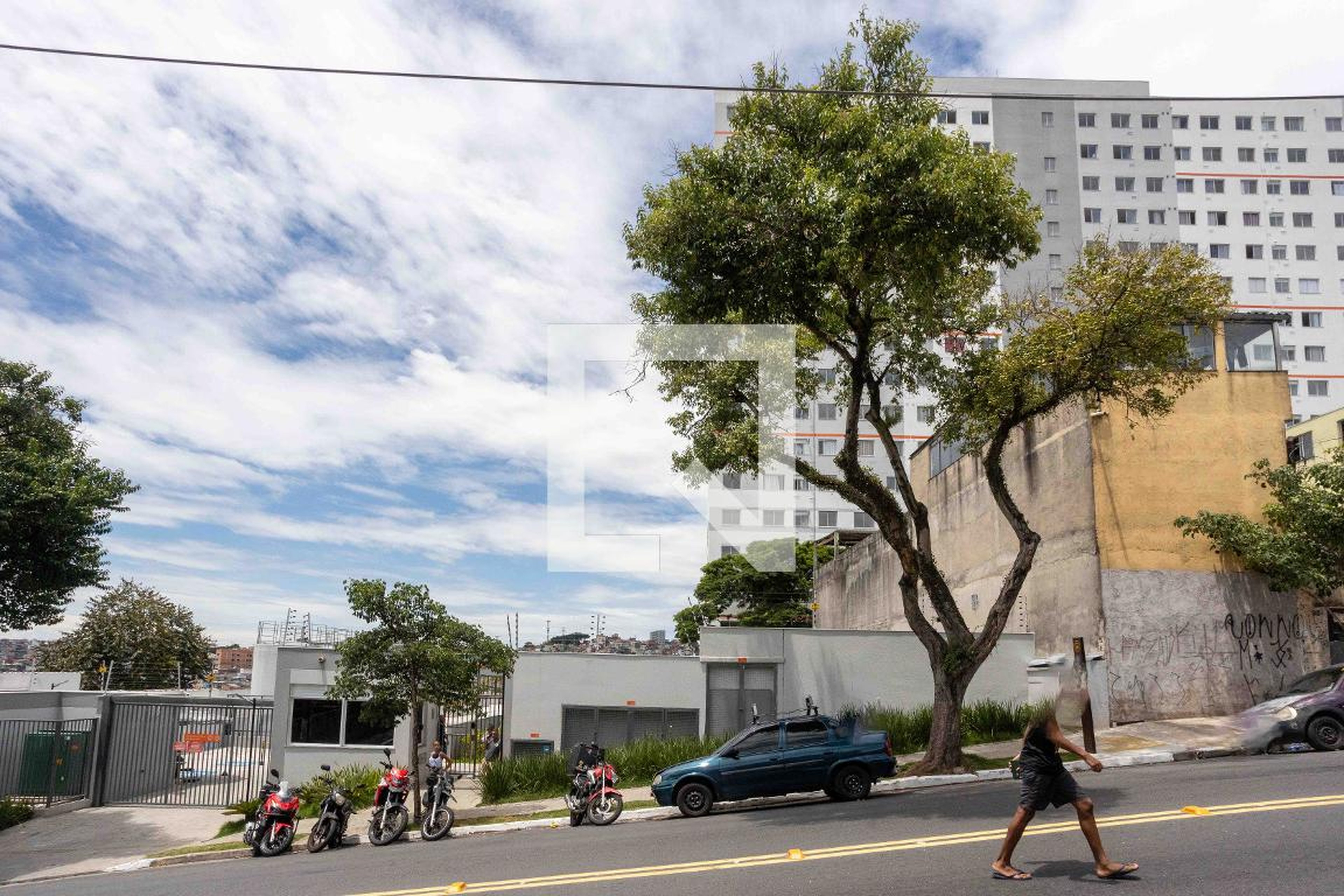 Fachada do condomínio Condomínio Vibra Cupecê