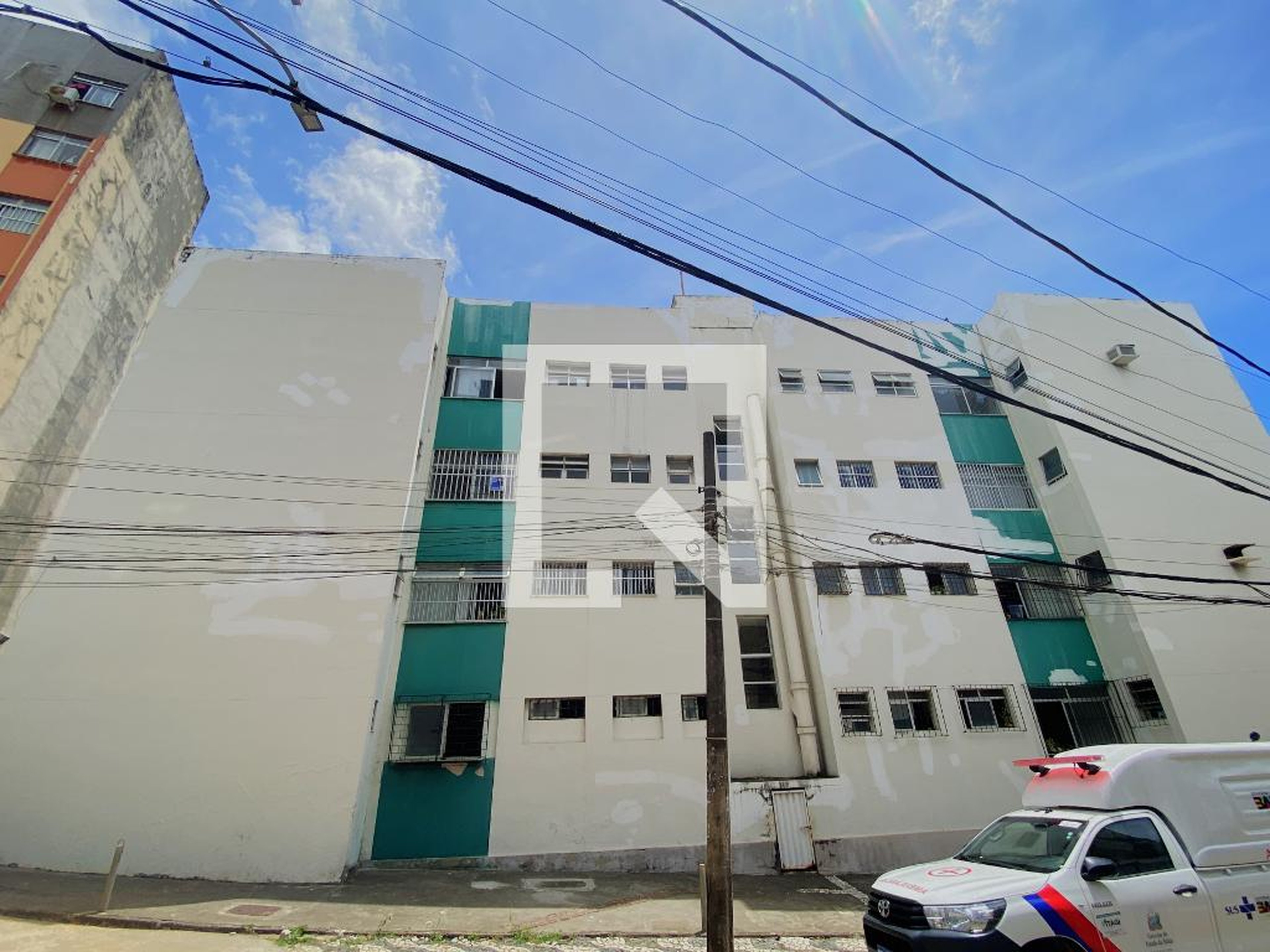 Fachada Condomínio em Rua Oswaldo Cruz, 733