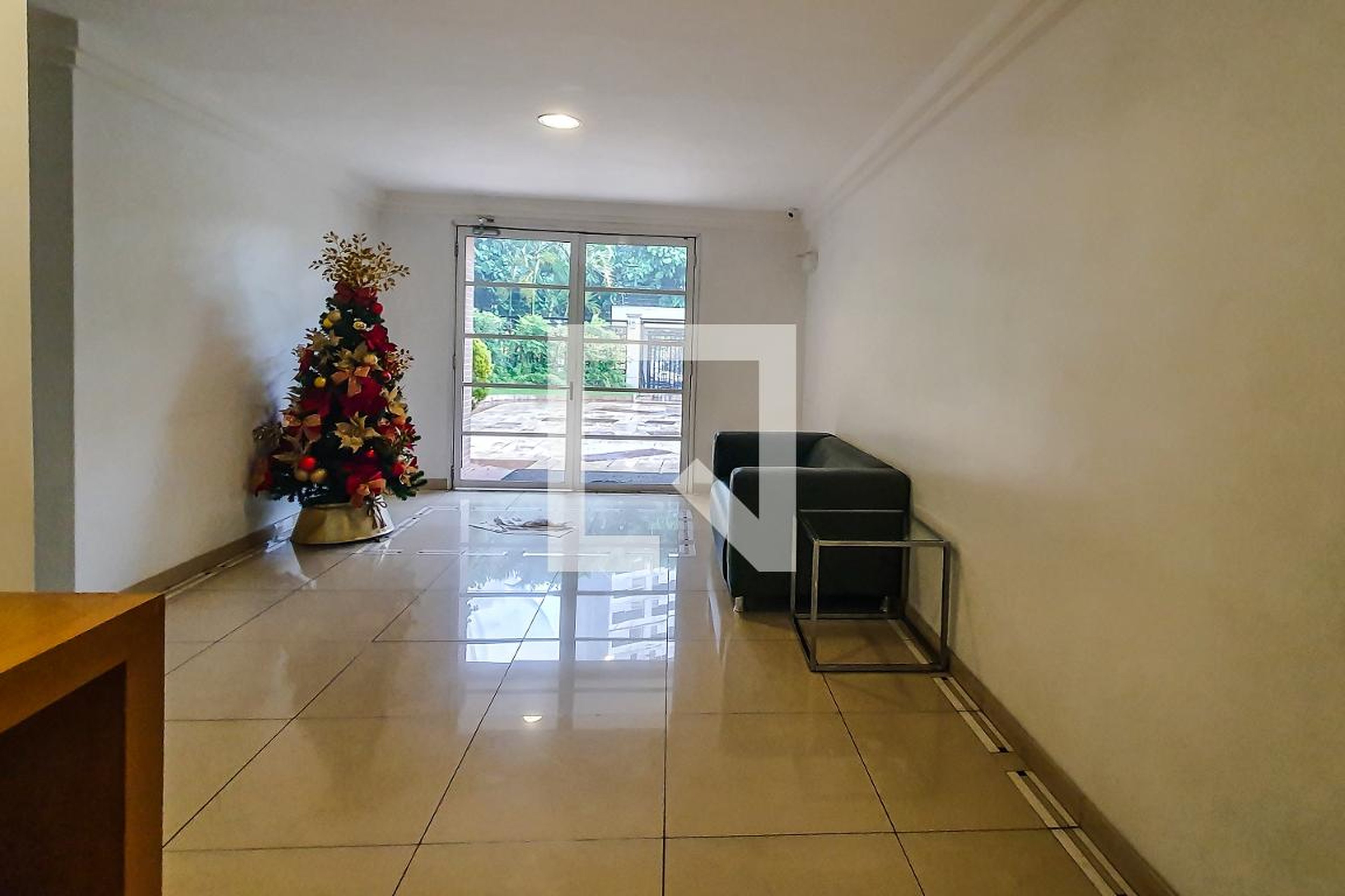 hall - Parc Modernita