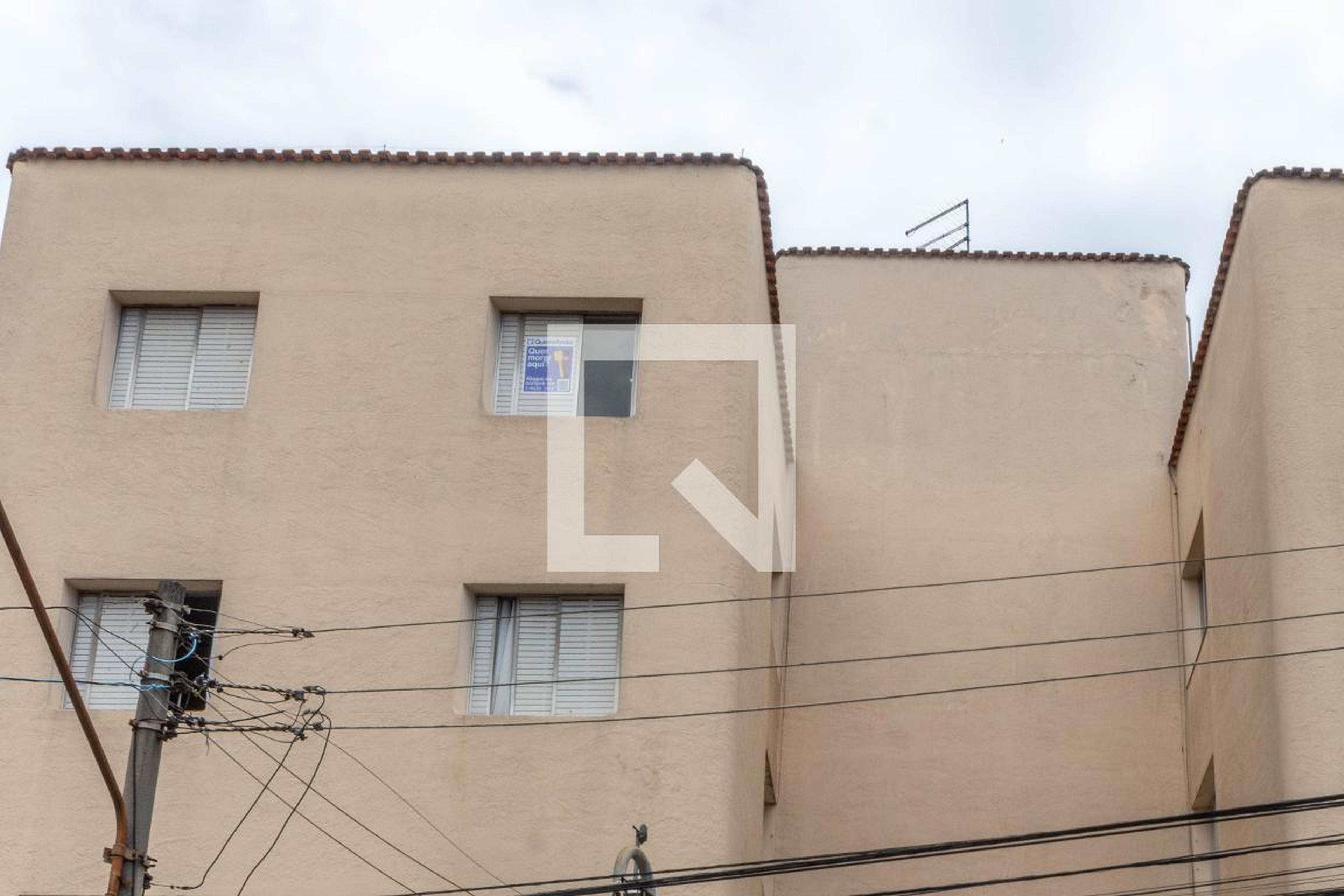 Fachada Condomínio em Rua Cônego Valadão, 1828