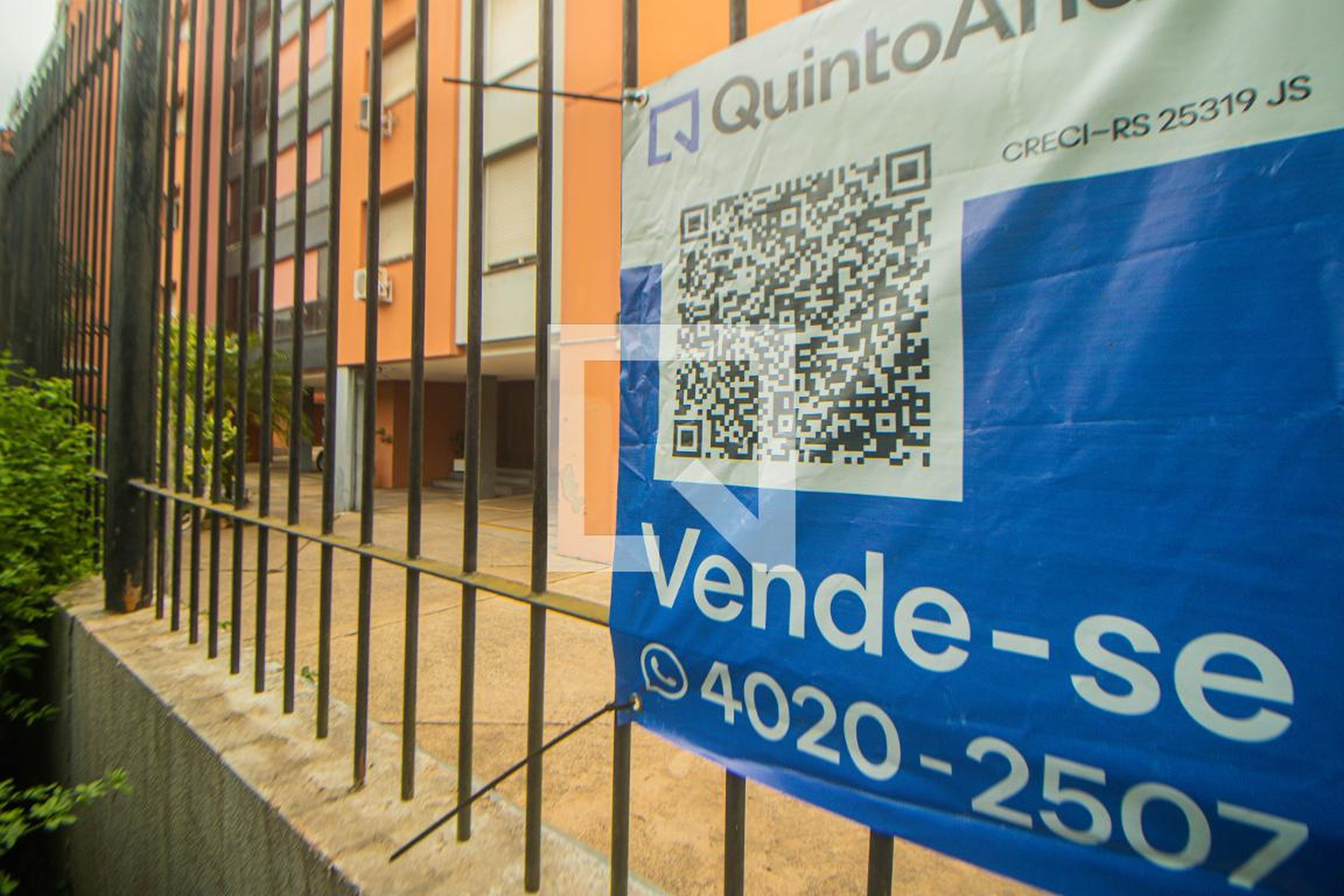 Fachada Condomínio em Avenida João Wallig, 169